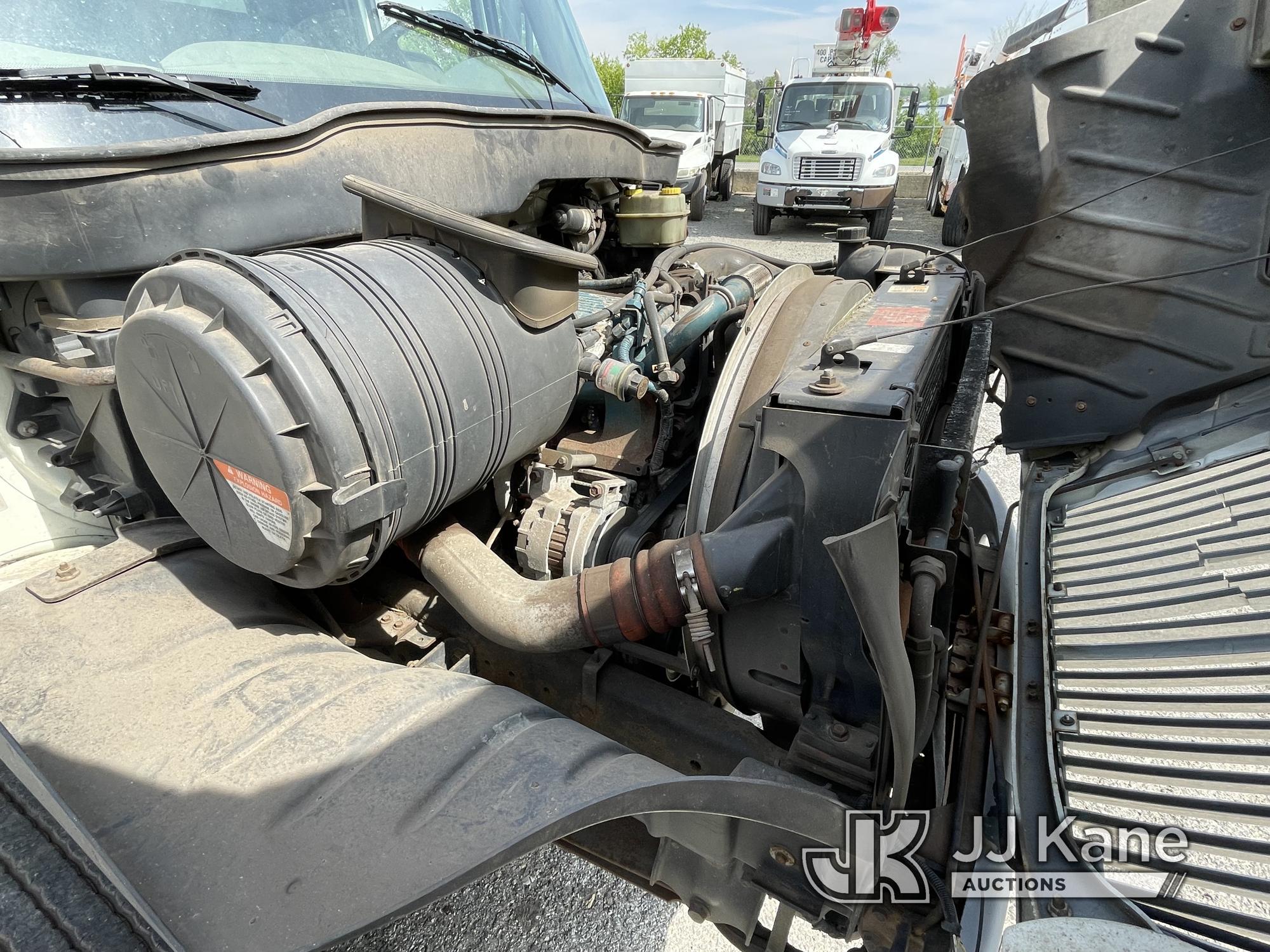 (Plymouth Meeting, PA) 2005 International 4300 Chipper Dump Truck Runs Moves & Dump Operates, Abs Li