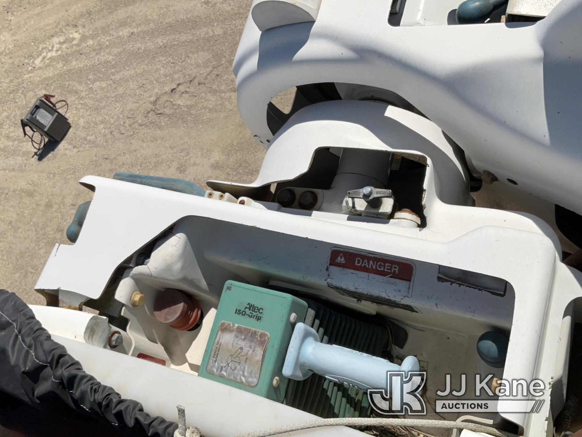 (Charlotte, MI) Altec AA755L, Material Handling Bucket Truck rear mounted on 2008 International 4300