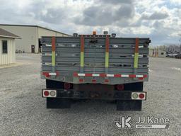 (Fort Wayne, IN) 2012 Ford F450 4x4 Flatbed Truck Runs & Moves