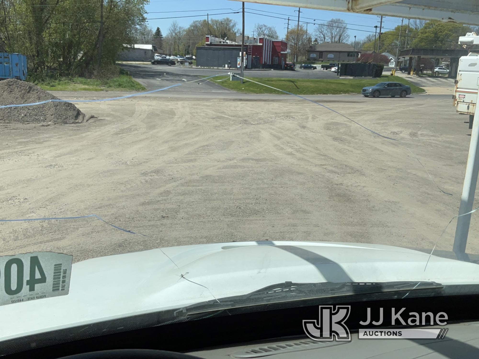 (Charlotte, MI) Altec AA755L, Material Handling Bucket Truck rear mounted on 2008 International 4300