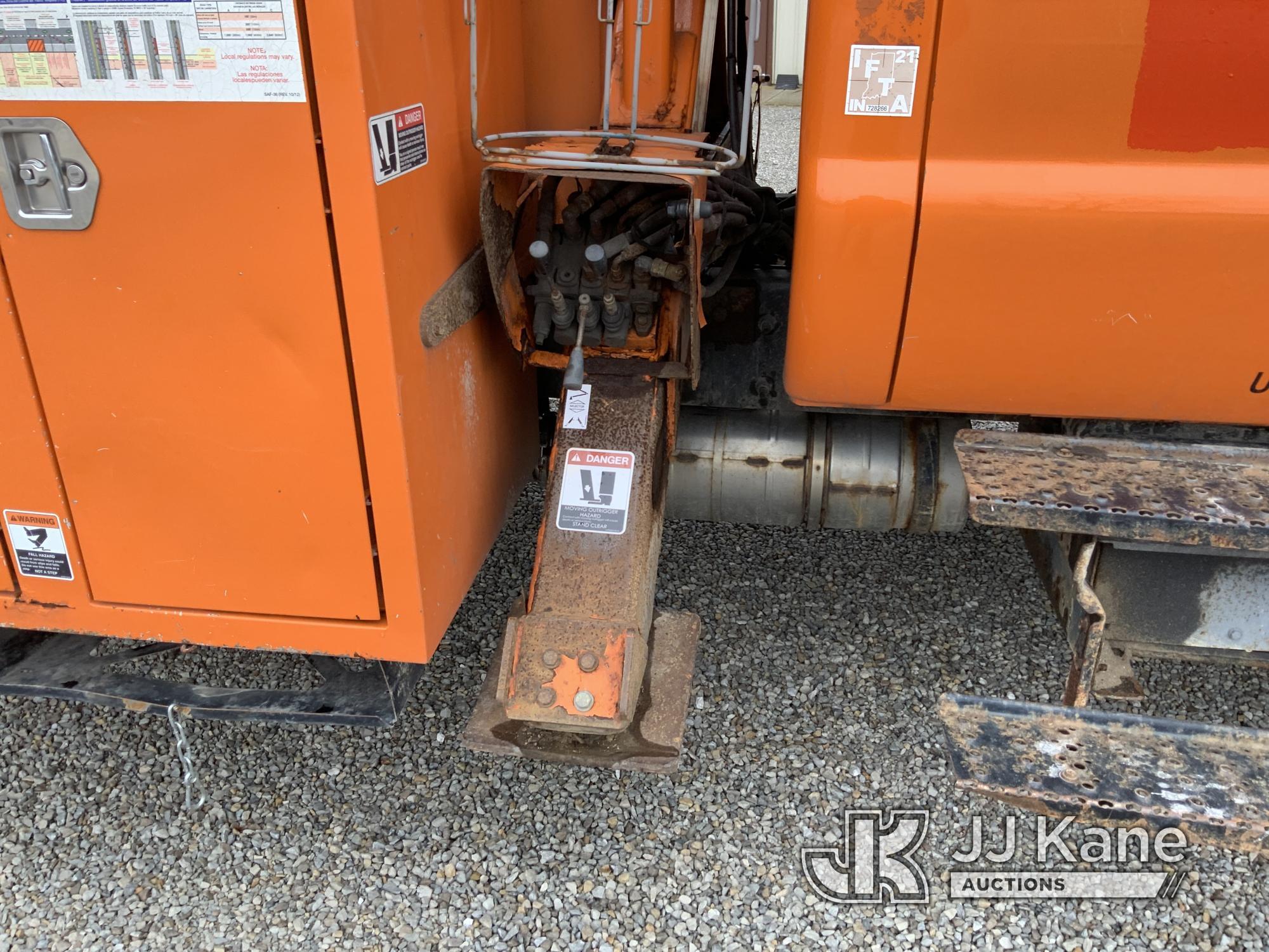 (Fort Wayne, IN) Altec LR760E70, Over-Center Elevator Bucket Truck mounted behind cab on 2013 Ford F