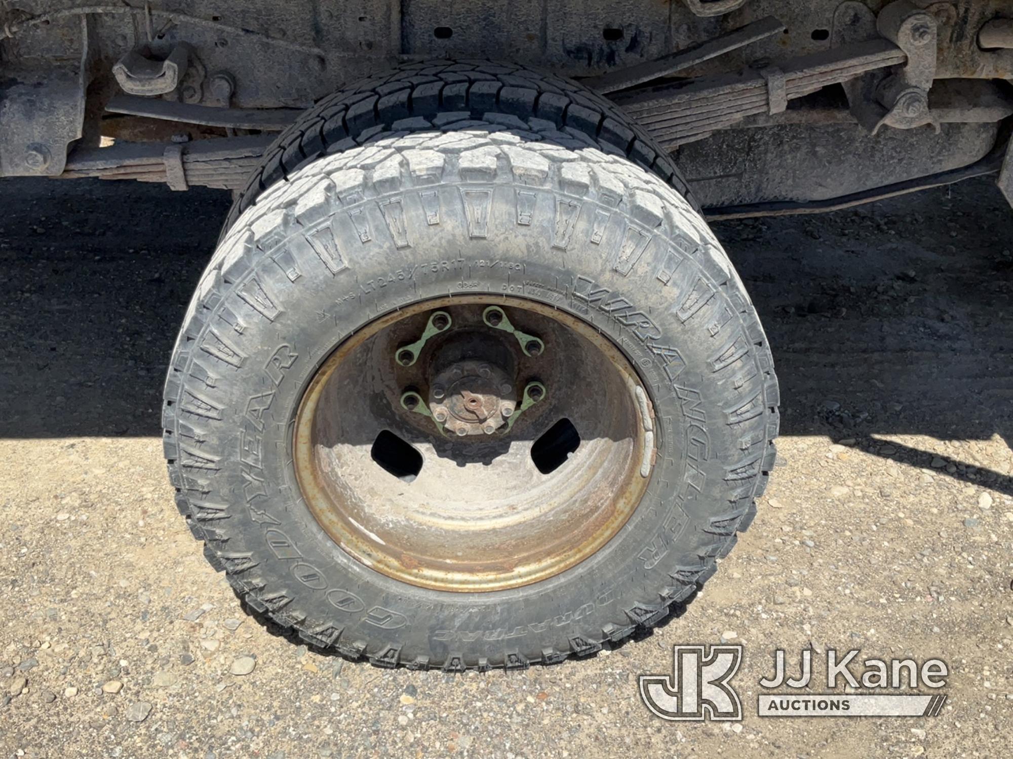 (Charlotte, MI) 2008 Ford F350 4x4 Flatbed Truck Runs, Moves, Rust, Rotted Boards On Bed