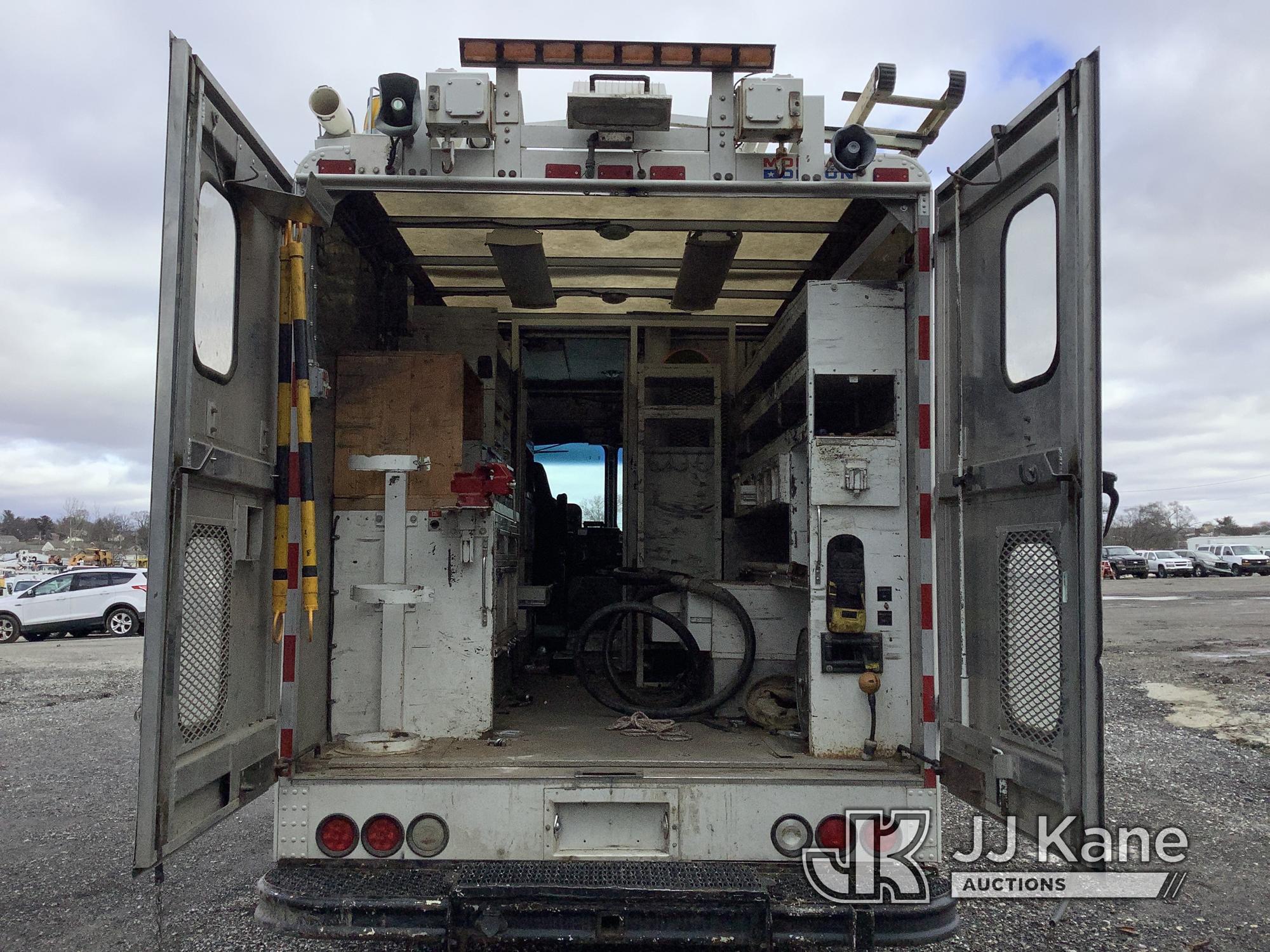 (Plymouth Meeting, PA) 2006 Freightliner MT45 Step Van Runs & Moves, Body & Rust Damage