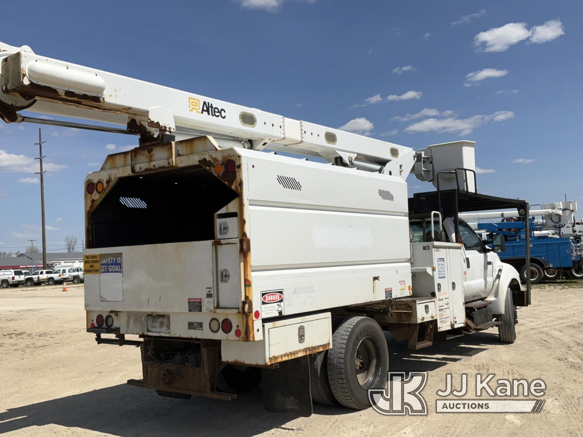 (Charlotte, MI) Altec LRV60E70, Over-Center Elevator Bucket Truck mounted behind cab on 2011 Ford F7