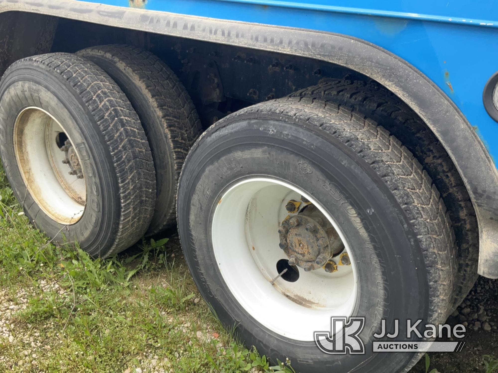 (Charlotte, MI) HiRanger 5FC-55, Bucket Truck rear mounted on 2010 International 7400 WORKStar T/A U