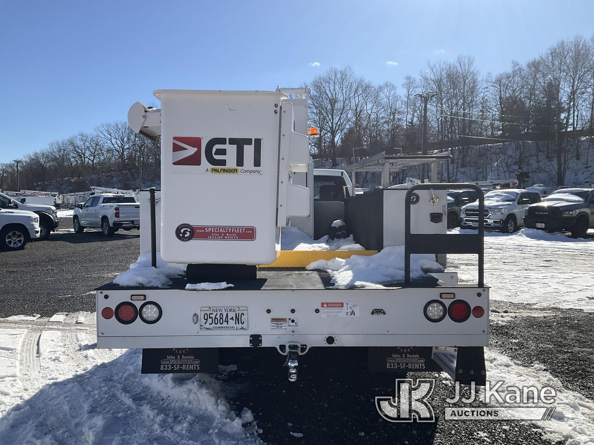 (Kings Park, NY) ETI ETC35SNT, Articulating & Telescopic Non-Insulated Bucket Truck mounted behind c