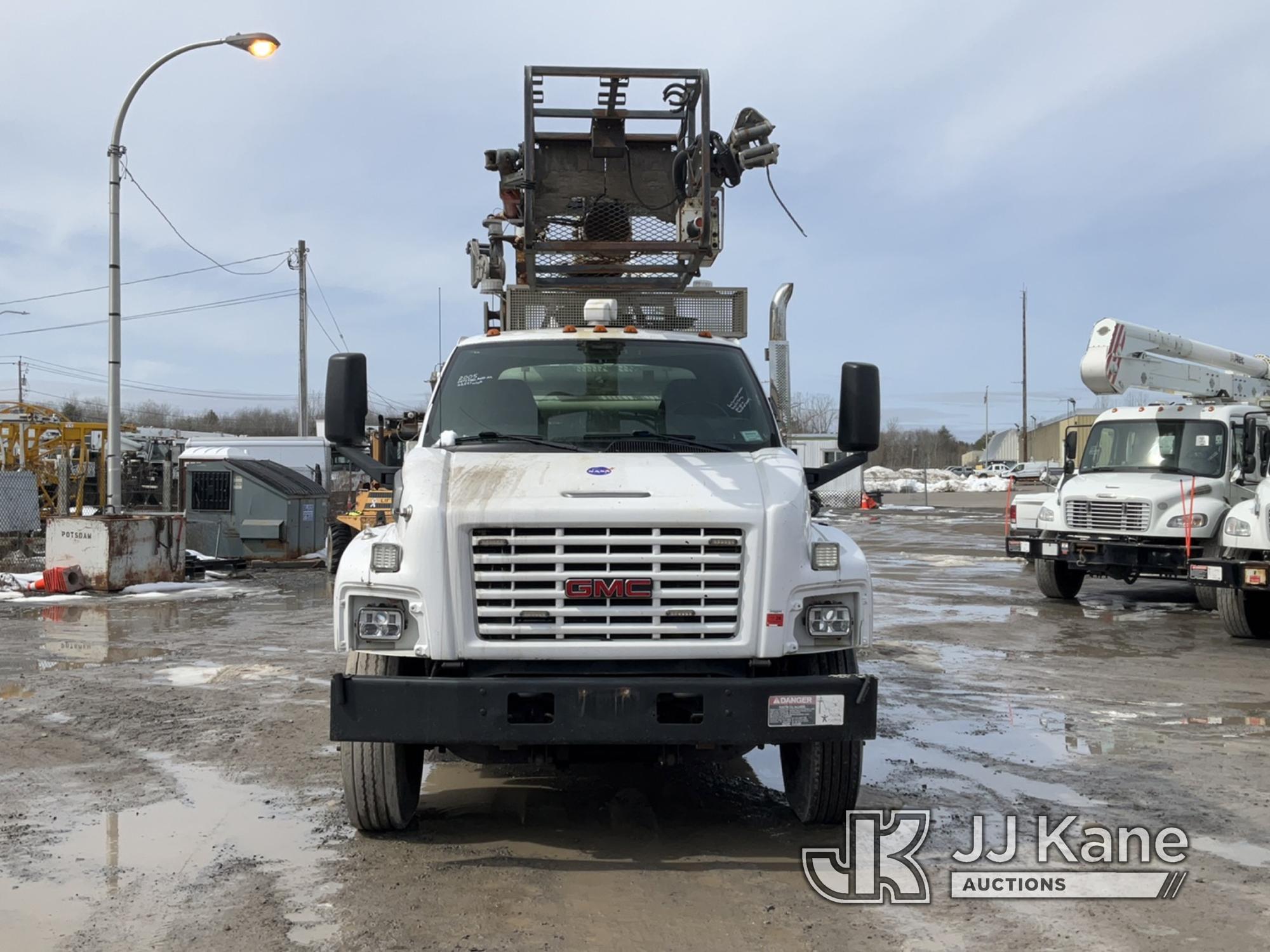 (Rome, NY) Altec A-T40C, Telescopic Non-Insulated Cable Placing Bucket Truck mounted on 2005 GMC C85