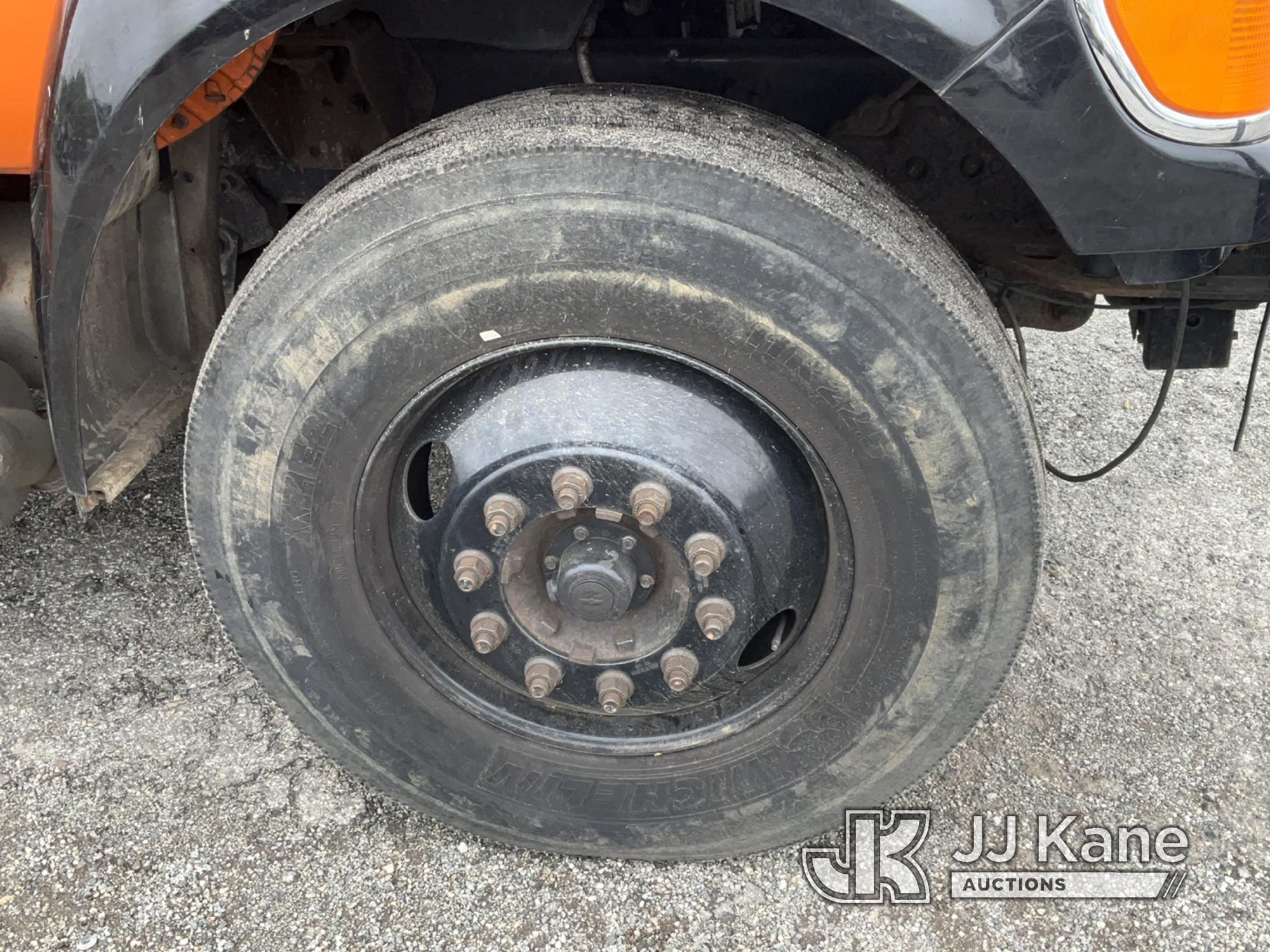 (Plymouth Meeting, PA) Altec LR760E70, Over-Center Elevator Bucket Truck mounted behind cab on 2013