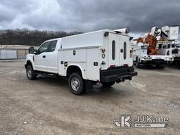 (Smock, PA) 2017 Ford F250 4x4 Extended-Cab Enclosed Service Truck Runs & Moves, Passenger Side Mirr