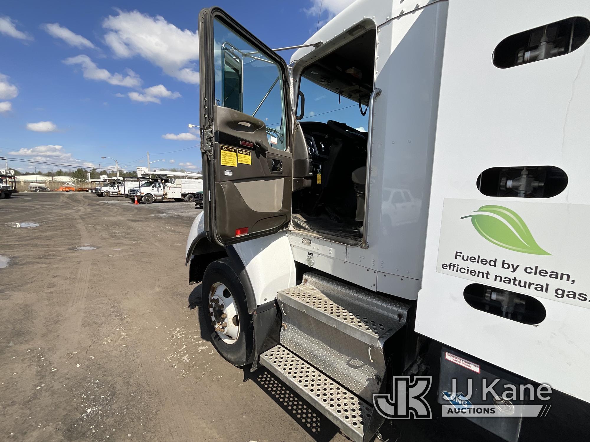 (Rome, NY) 2013 Kenworth T400 Dump Truck CNG Only) (Runs, Moves & Dump Operates