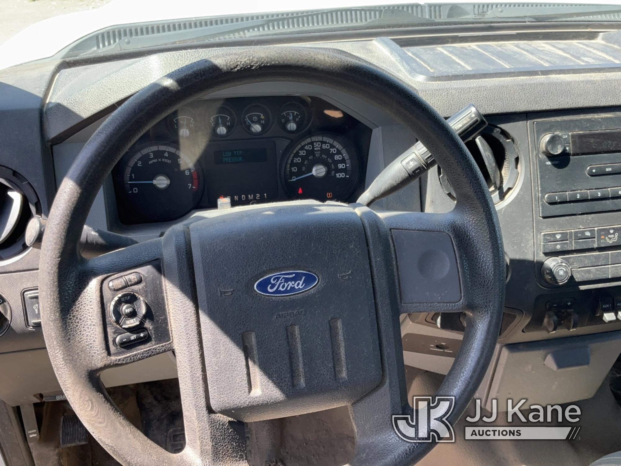 (Charlotte, MI) 2013 Ford F250 Extended-Cab Service Truck Runs, Moves, Jump To Start, Rust, Bad Star