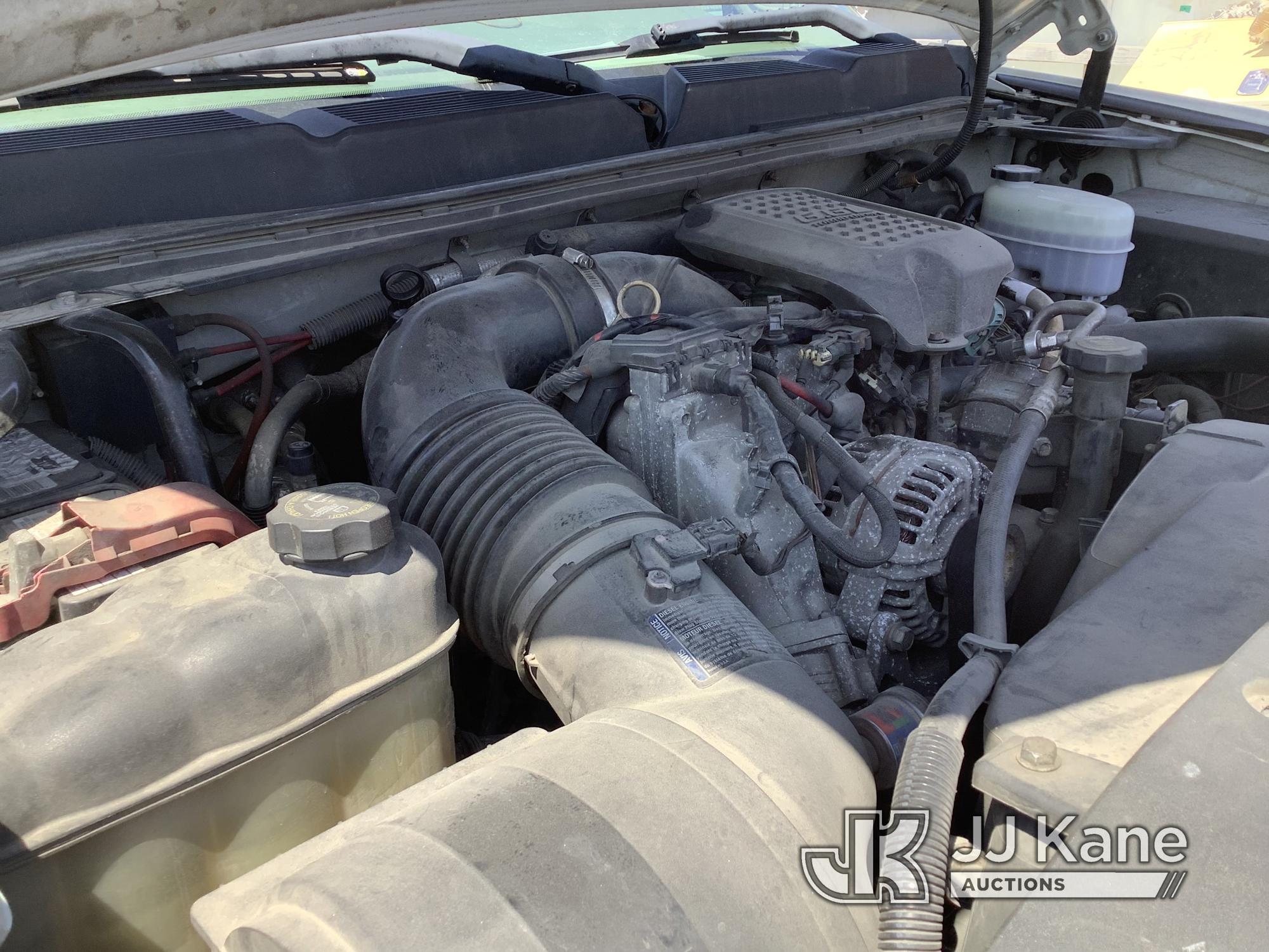 (Smock, PA) 2010 Chevrolet Silverado 3500HD 4x4 Crew-Cab Flatbed/Service Truck Not Running, Conditio