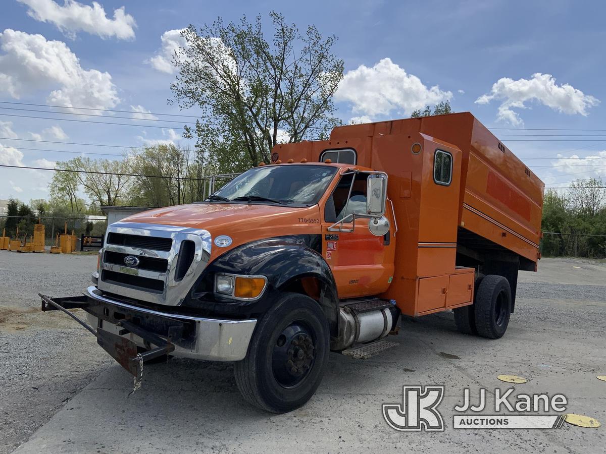 (Fort Wayne, IN) 2013 Ford F750 Chipper Dump Truck Runs, Moves & Operates) (PTO Cable Partially Seiz