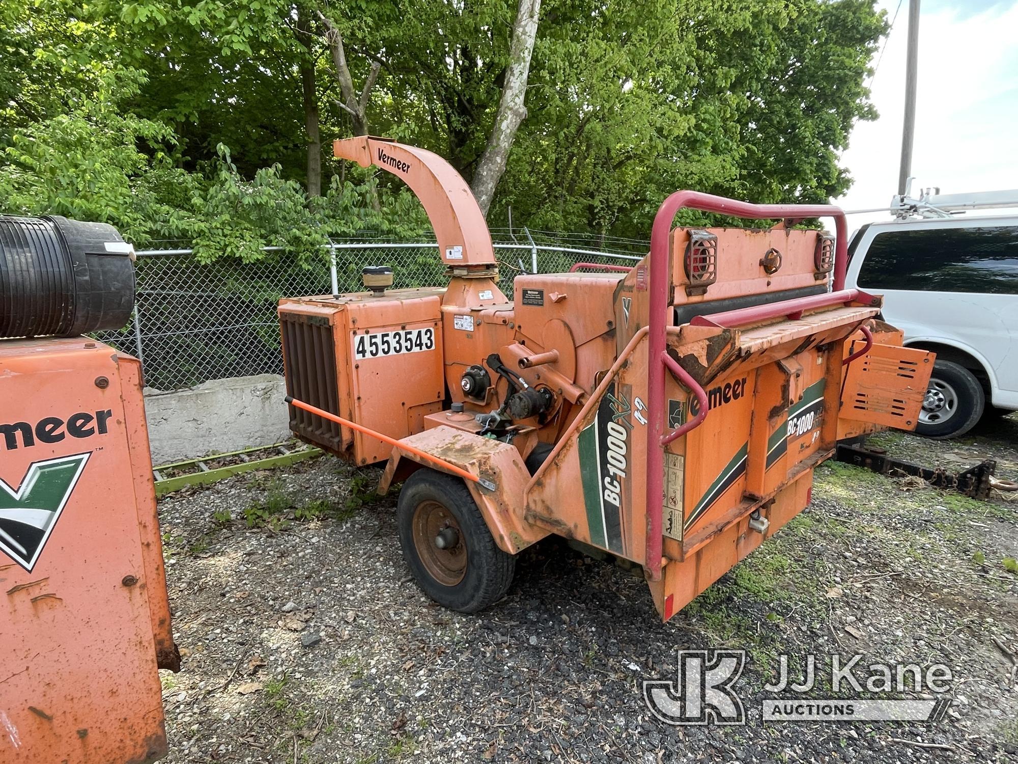 (Plymouth Meeting, PA) 2013 Vermeer BC1000XL Chipper (12in Drum) Bad Engine Not Running Condition Un