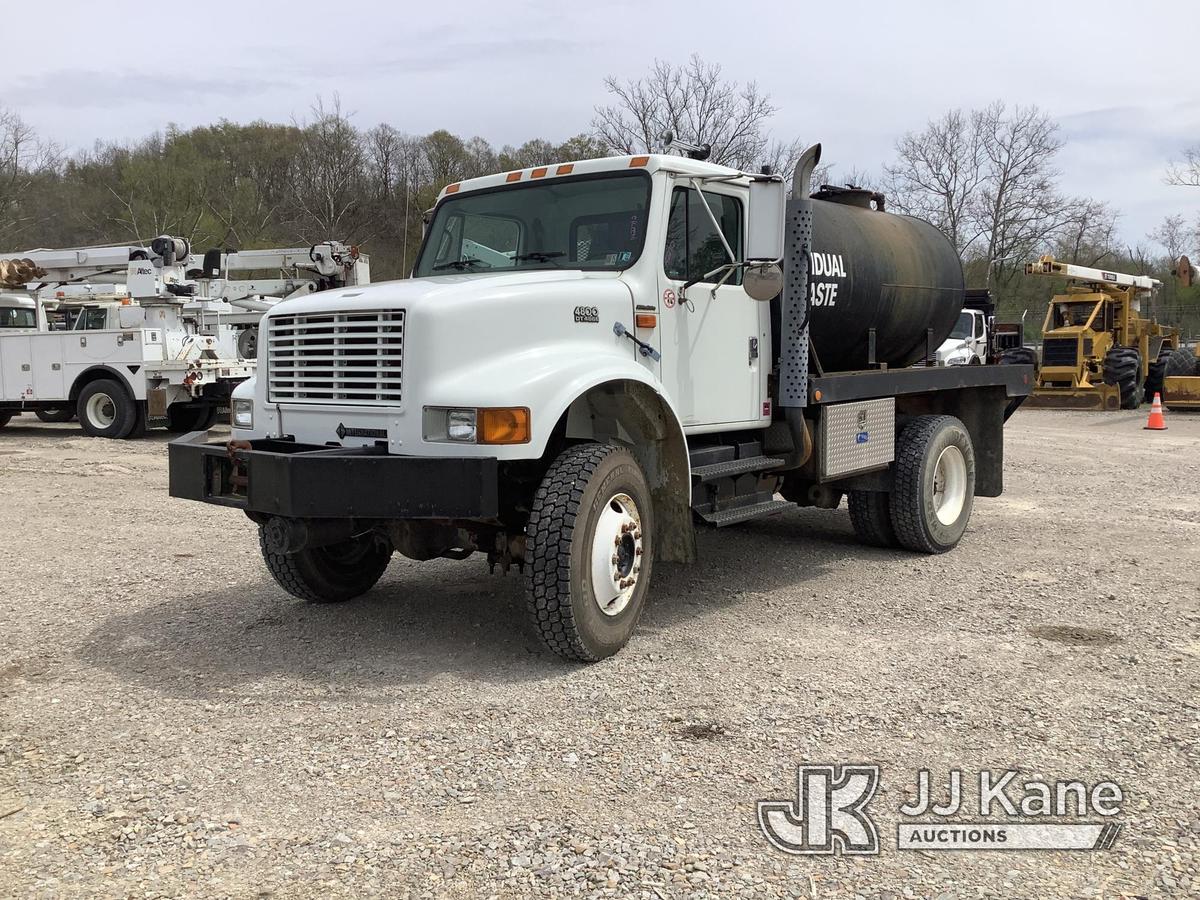 (Smock, PA) 1999 International 4800 4x4 Tank Truck Runs, Moves & PTO Operates, Rust Damage