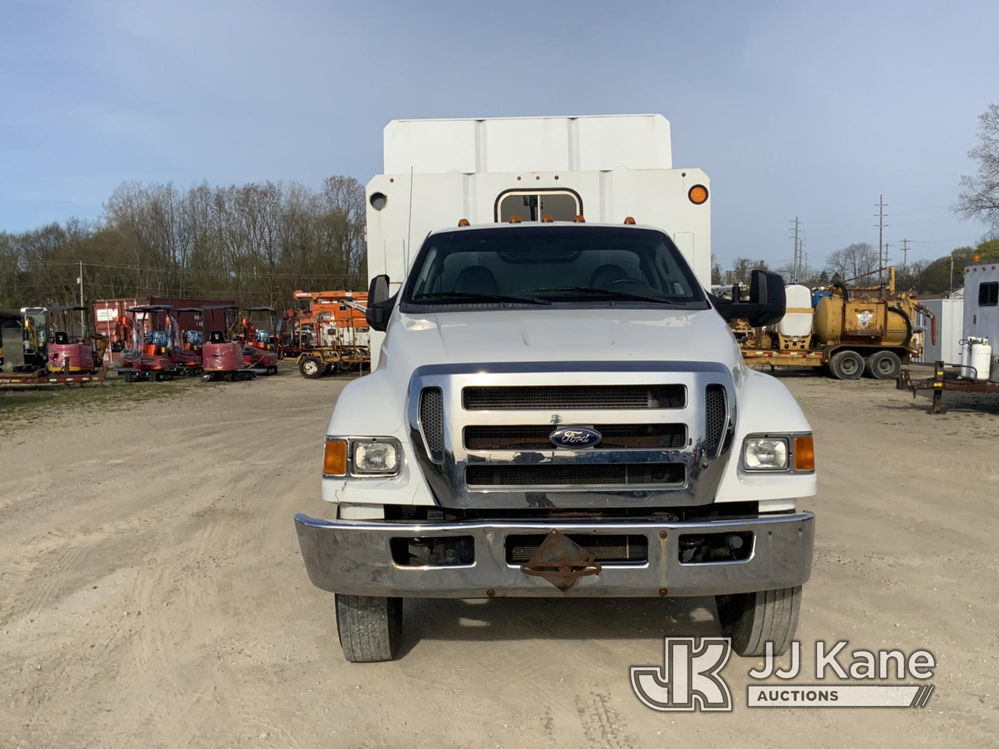 (Charlotte, MI) 2013 Ford F750 Chipper Dump Truck Runs, Moves, Dump Operates, Check Engine Light, Se