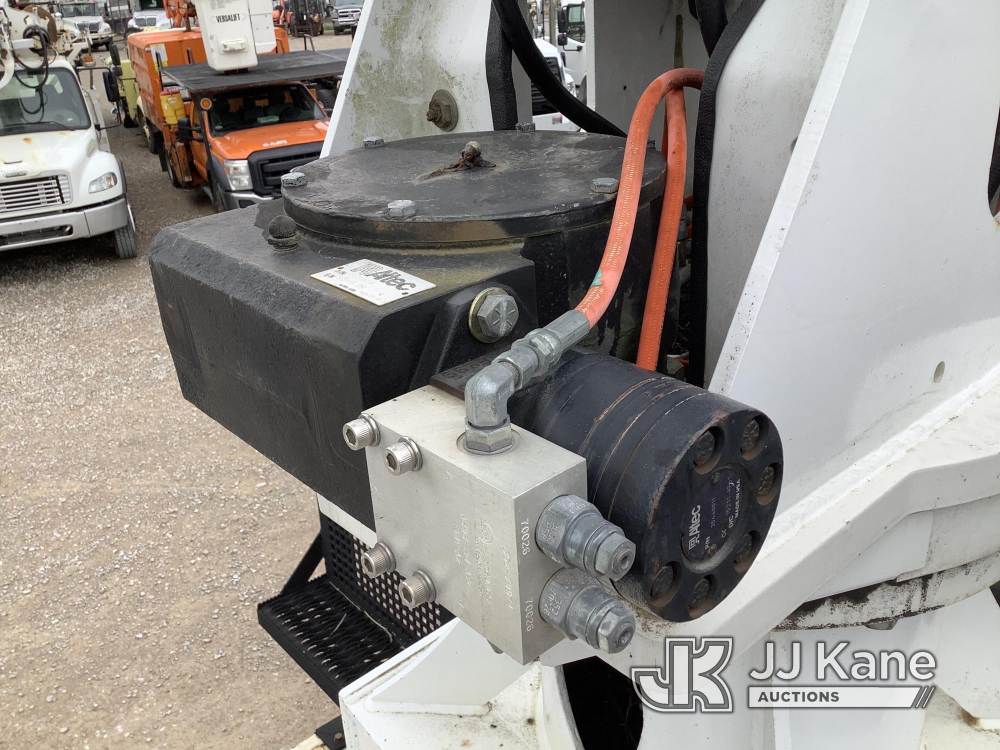 (Smock, PA) Altec LRV60/70, Over-Center Elevator Bucket mounted behind cab on 2012 Freightliner M2 1