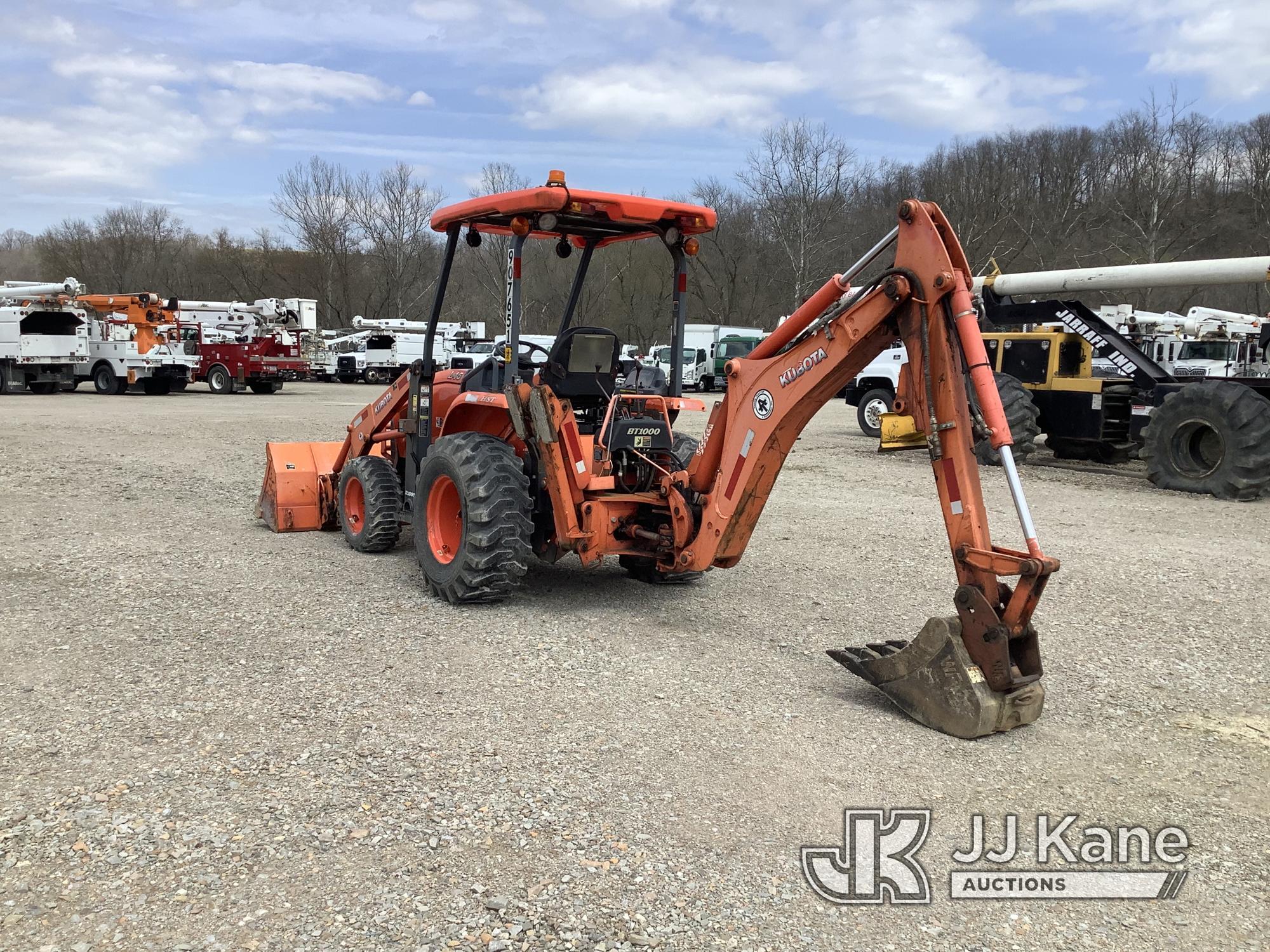 (Smock, PA) 2015 Kubota L45 Mini Tractor Loader Backhoe Runs, Moves & Operates