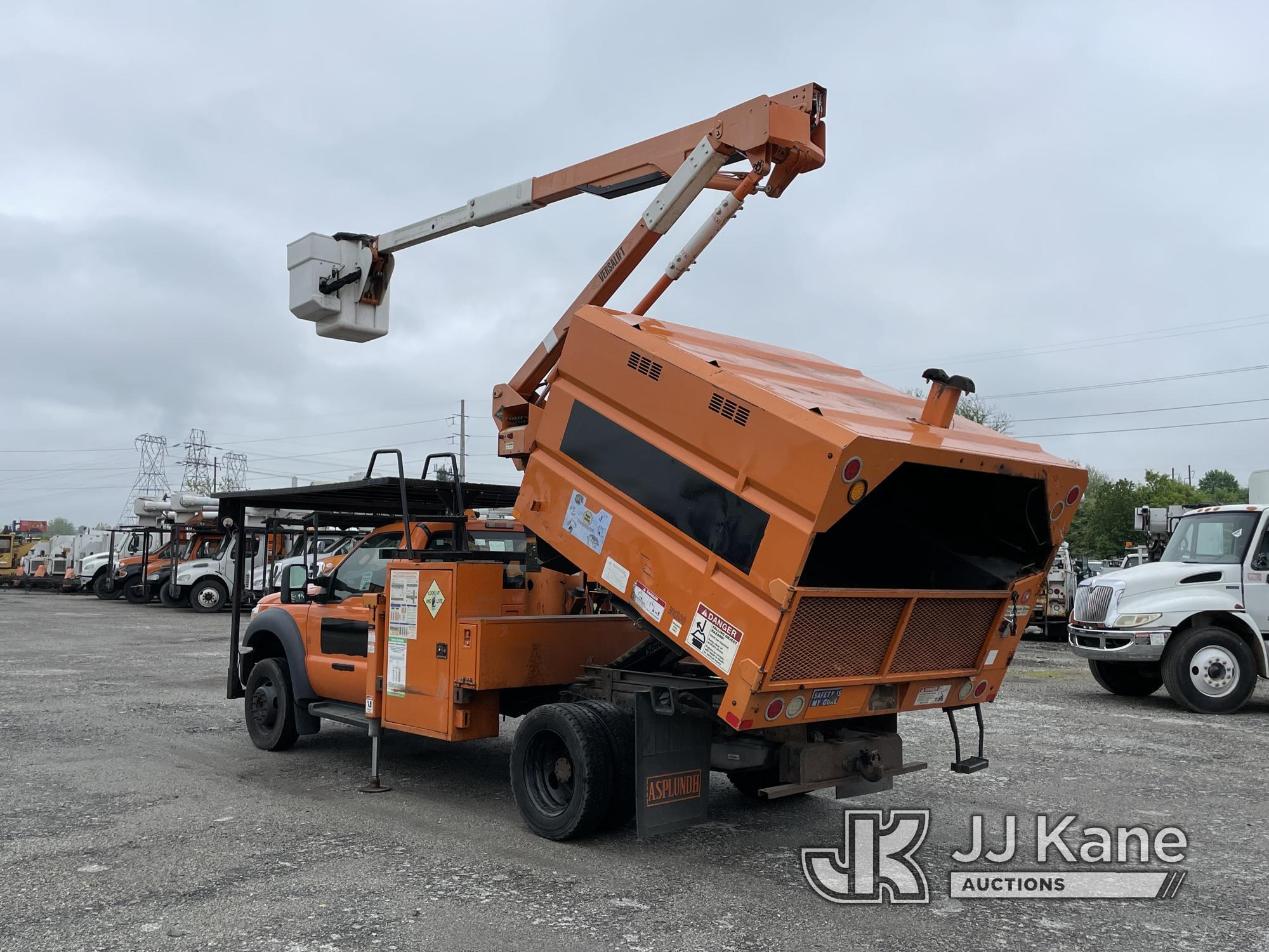 (Plymouth Meeting, PA) Versalift SST40EIH, Articulating & Telescopic Bucket Truck , 2012 Ford F550 4