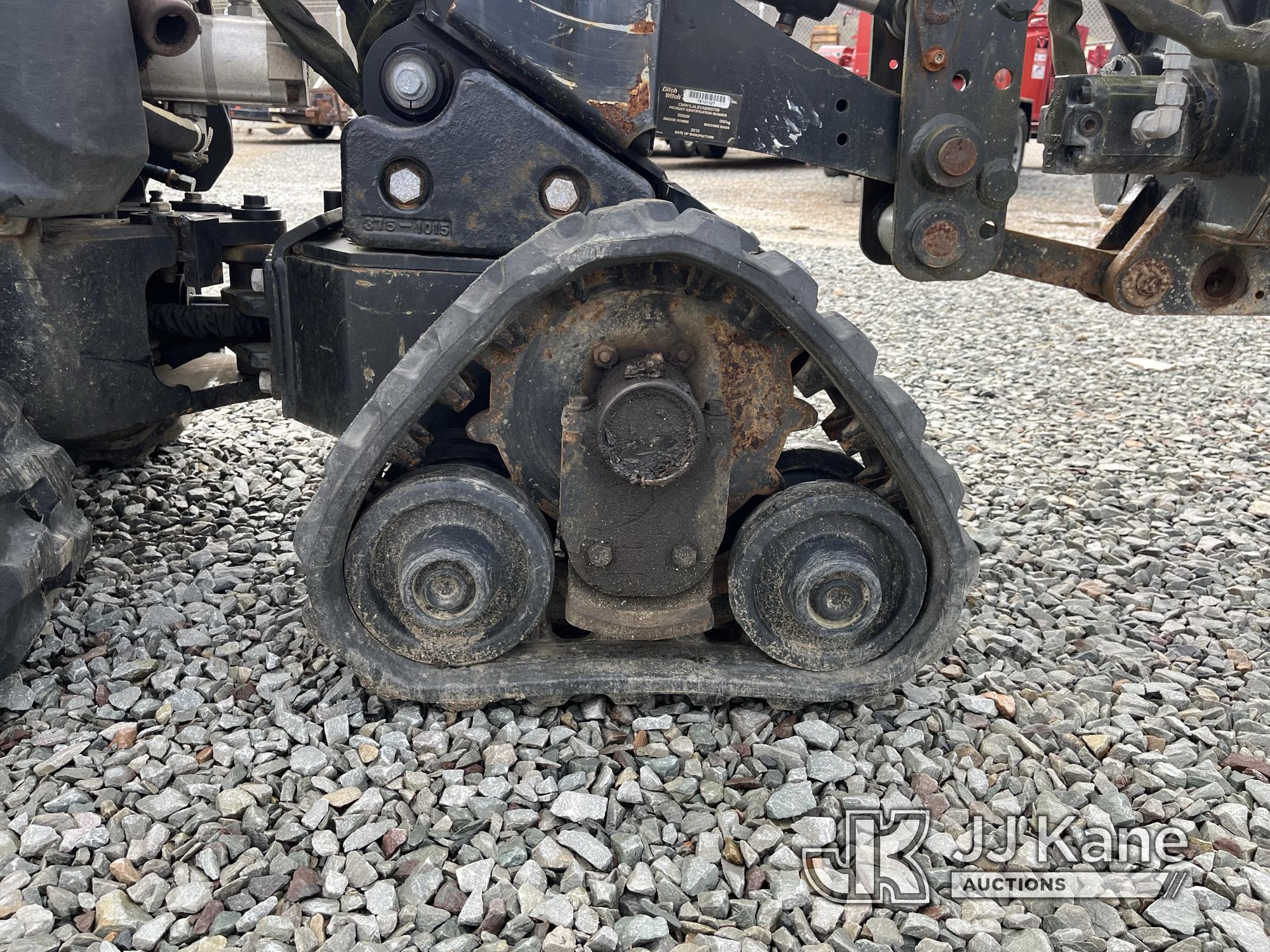 (Smock, PA) 2010 Ditch Witch R300 Quad Track Cable Plow Runs Rough, Moves & Operates, Requires Jump