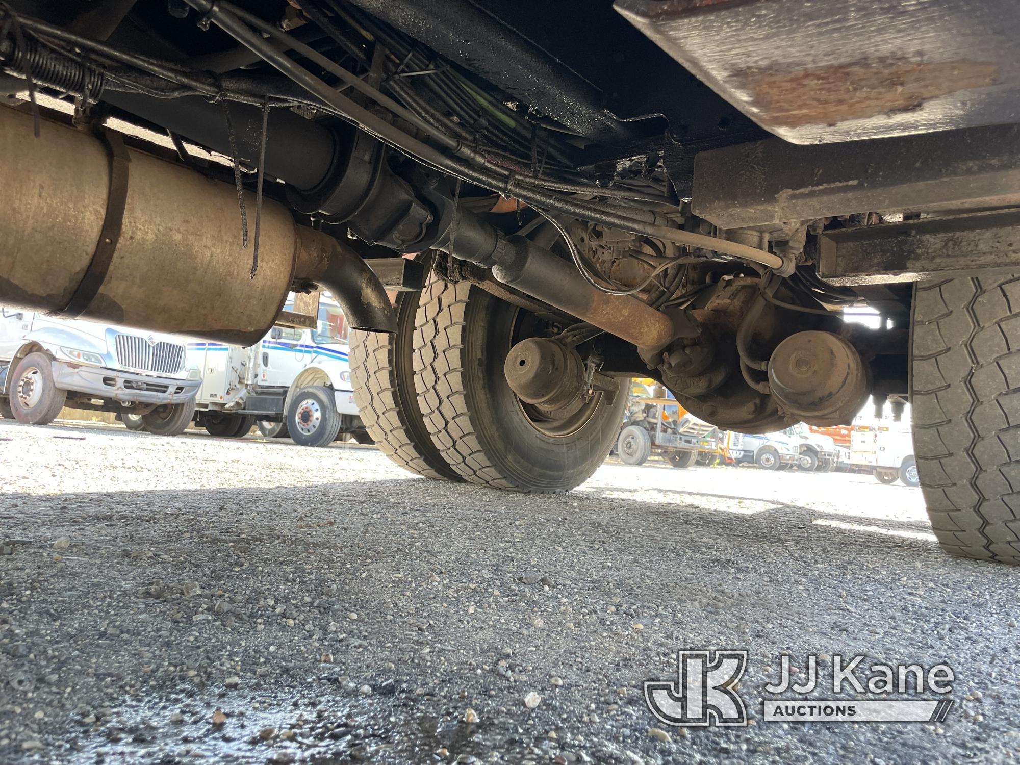 (Plymouth Meeting, PA) Versalift VST5000I, Articulating & Telescopic Bucket Truck mounted behind cab