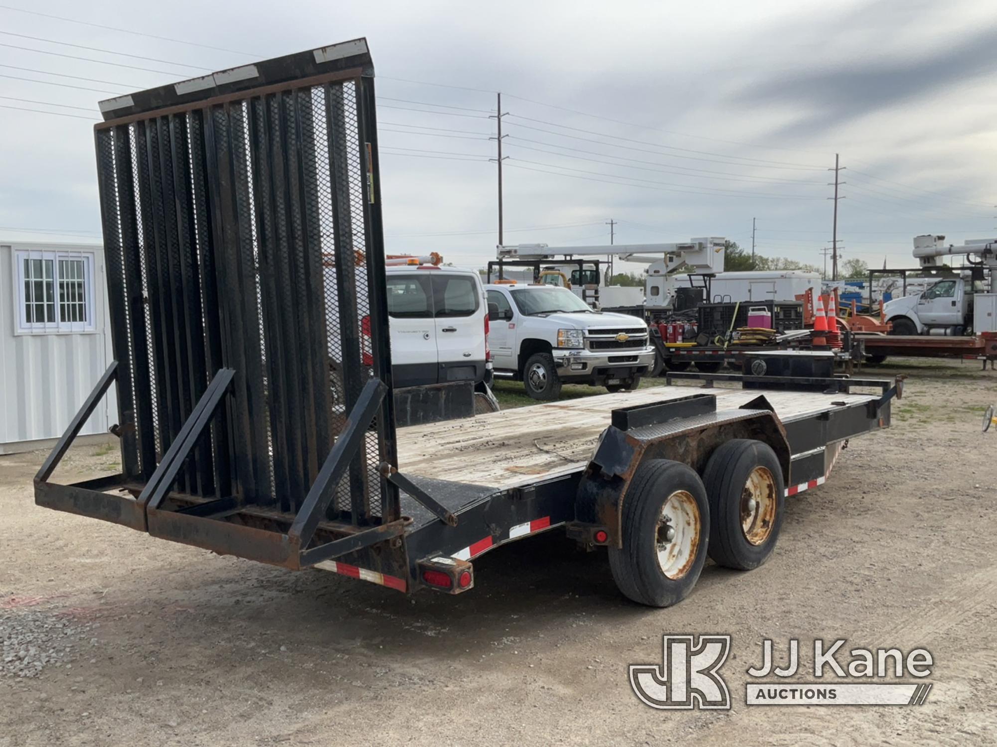 (Charlotte, MI) 2017 Load Trail T/A Tagalong Equipment Trailer