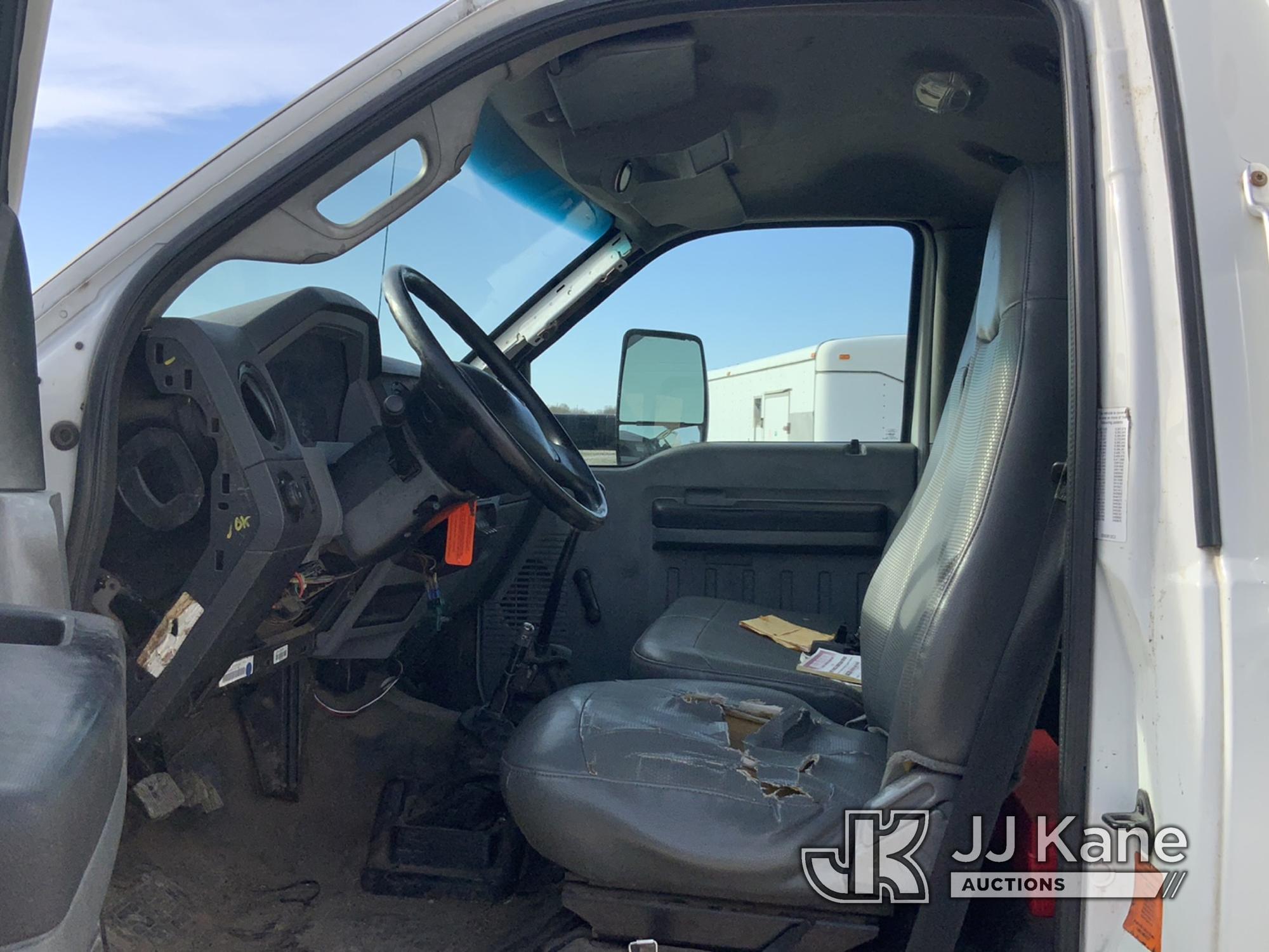 (Charlotte, MI) 2013 Ford F750 Chipper Dump Truck Runs, Moves, Dump Operates, Check Engine Light, Se