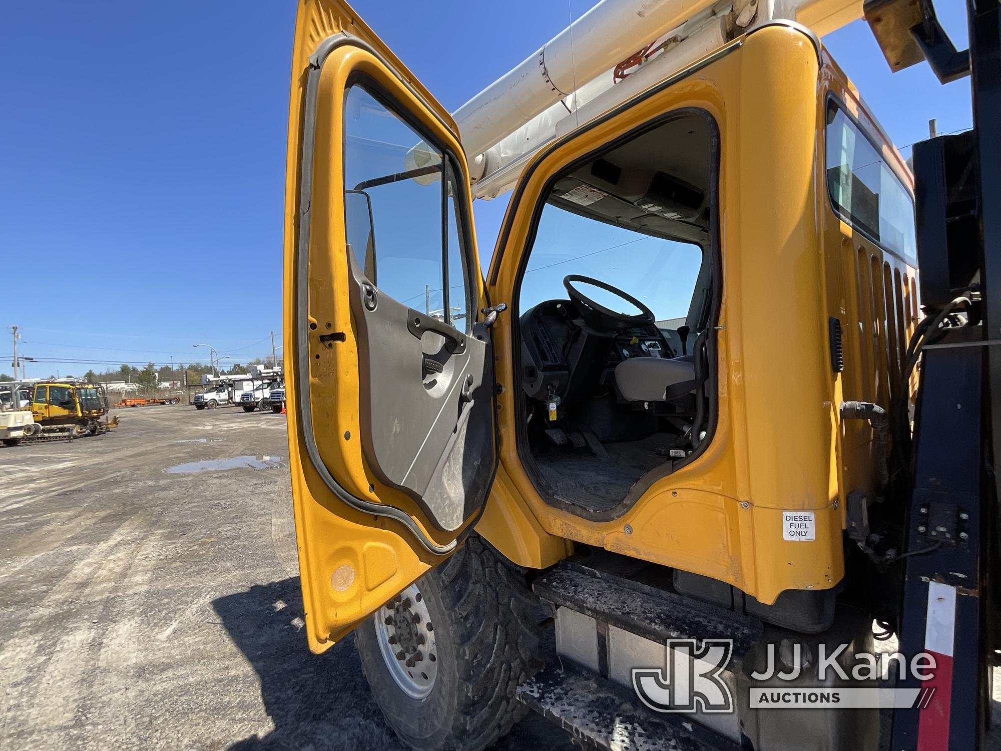 (Rome, NY) Altec L45M, Over-Center Material Handling Bucket Truck center mounted on 2006 Freightline