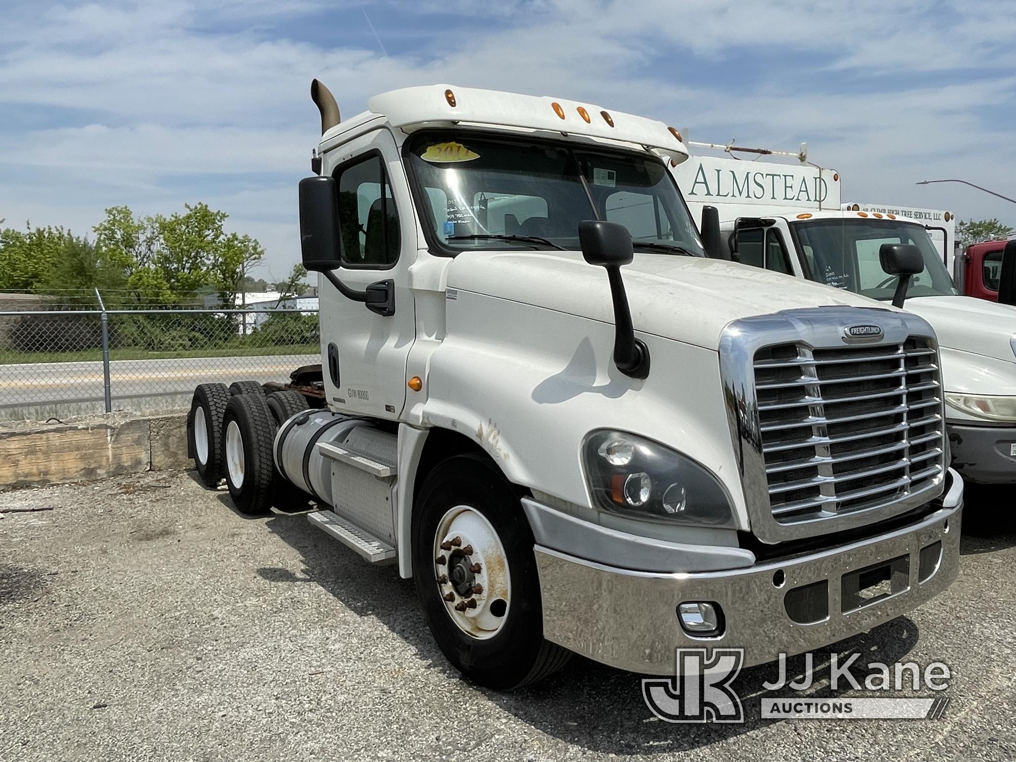 (Plymouth Meeting, PA) 2011 Freightliner Cascadia 125 T/A Truck Tractor Runs, Will Not Move Not Buil