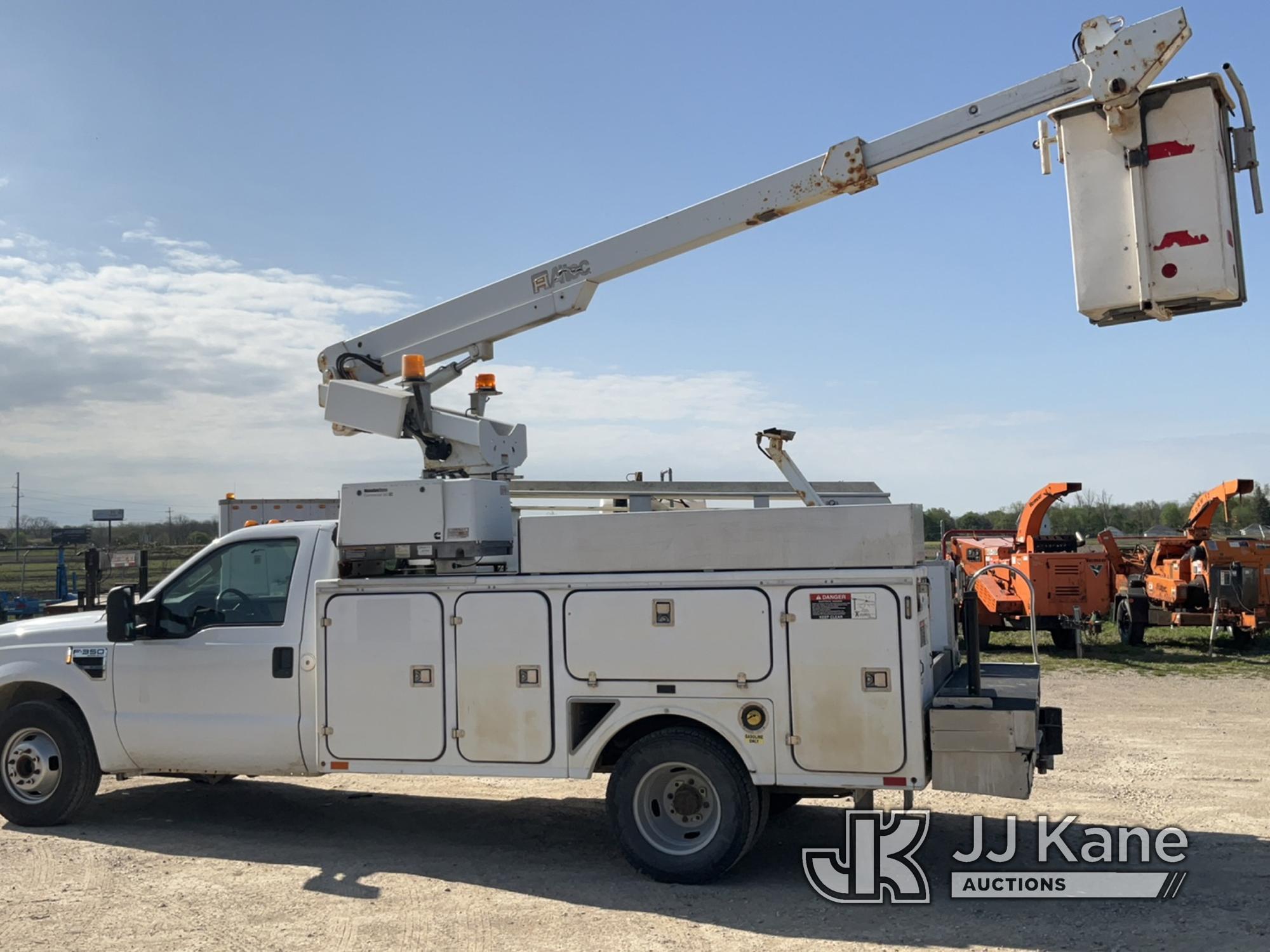 (Charlotte, MI) Altec AT200-A, Articulating & Telescopic Non-Insulated Cable Placing Bucket Truck mo