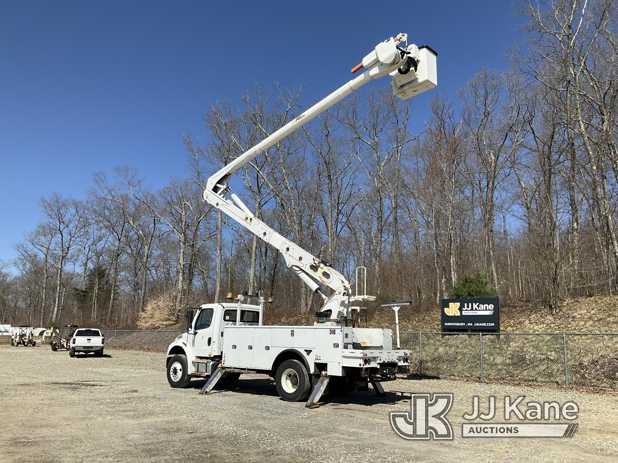 (Shrewsbury, MA) Altec AA55, Material Handling Bucket Truck rear mounted on 2019 Freightliner M2 106