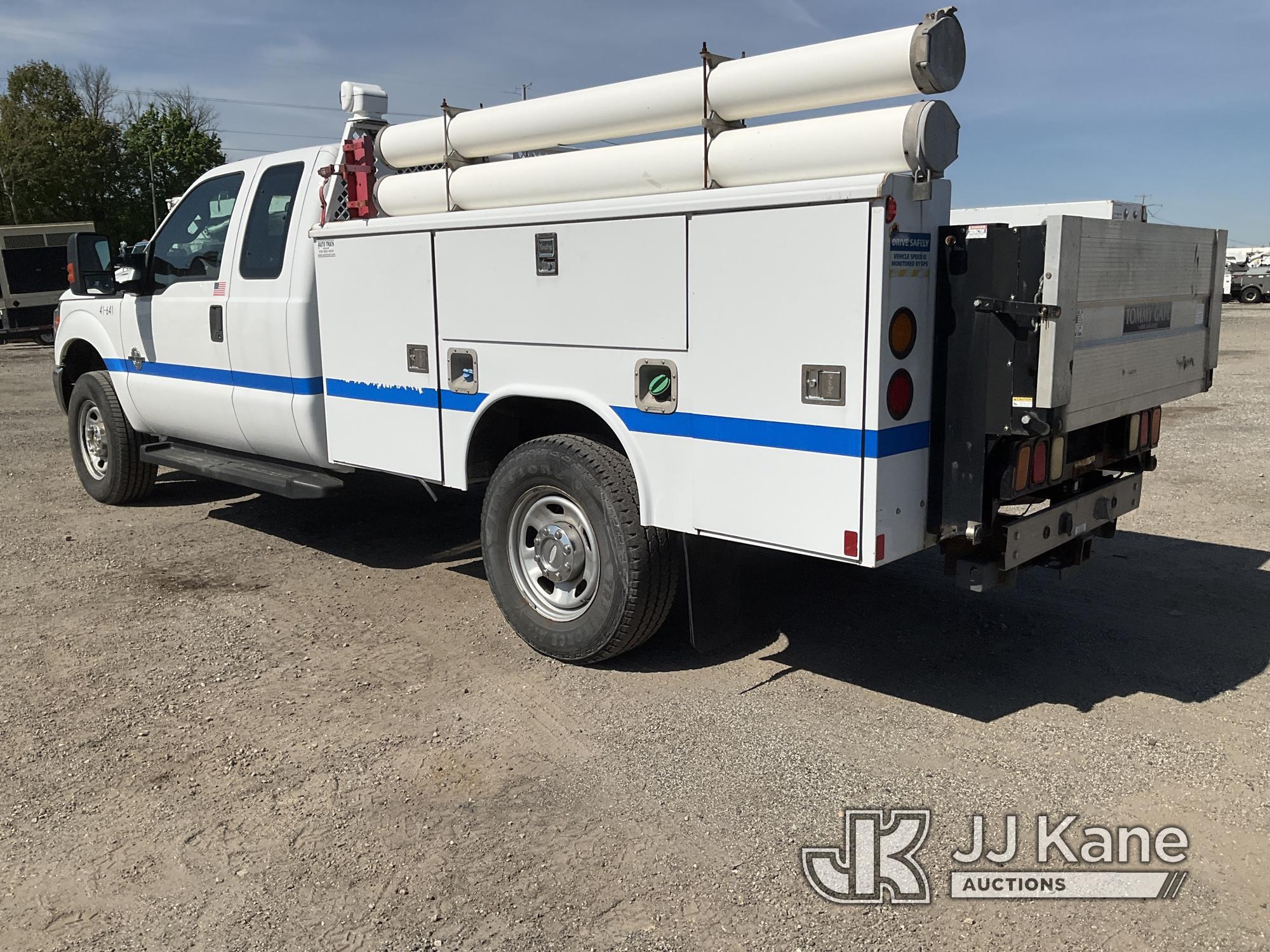 (Plymouth Meeting, PA) 2013 Ford F350 4x4 Extended-Cab Service Truck Runs & Moves, Missing Rear Seat