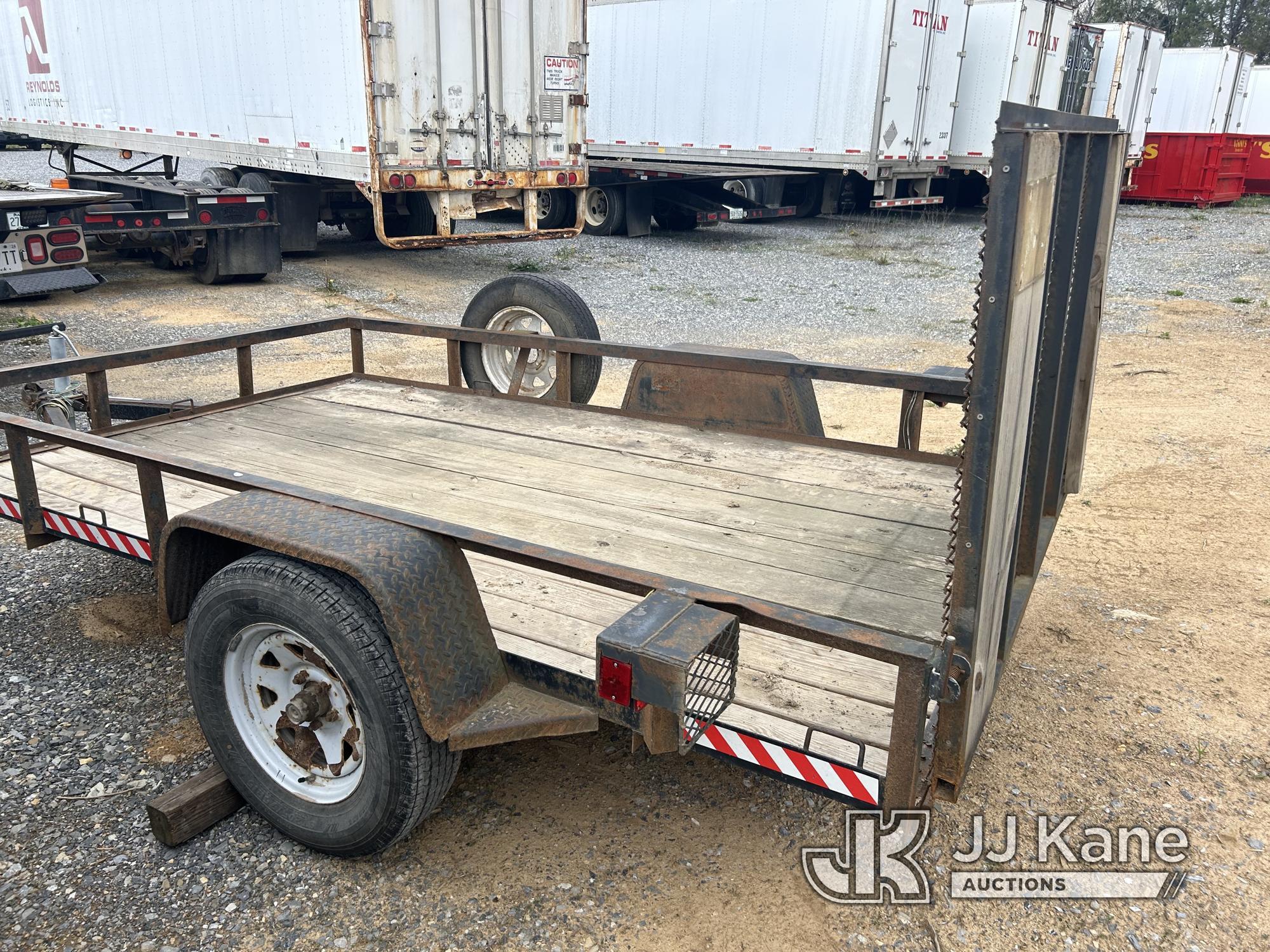 (Hagerstown, MD) 2013 Lone Wolf Trailer Condition Unknown, Rust Damage