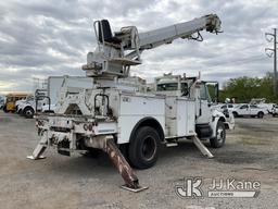 (Plymouth Meeting, PA) Altec DM47-BR, Digger Derrick rear mounted on 2005 International 4300 Utility