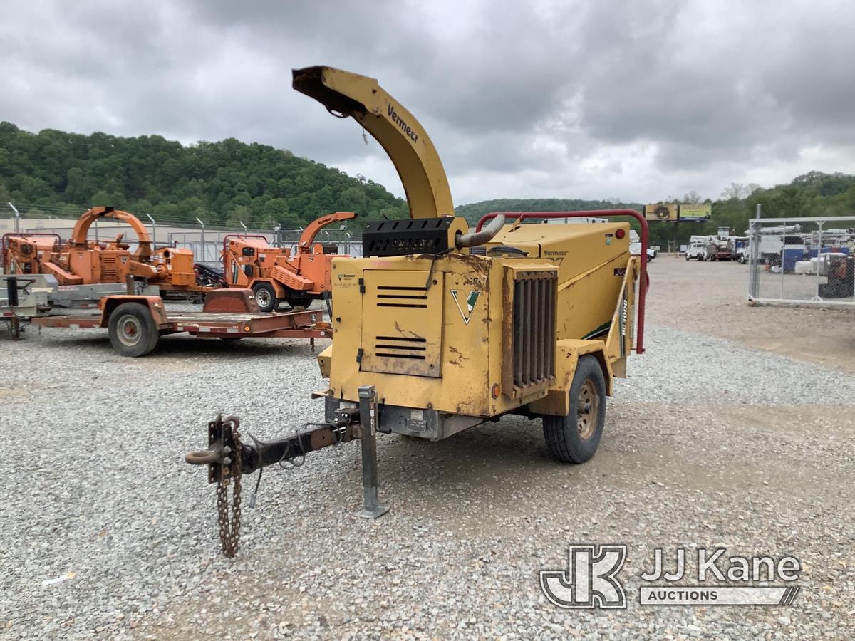 (Smock, PA) 2014 Vermeer BC1000XL Chipper (12in Drum) Runs Rough, Operational Condition Unknown, War