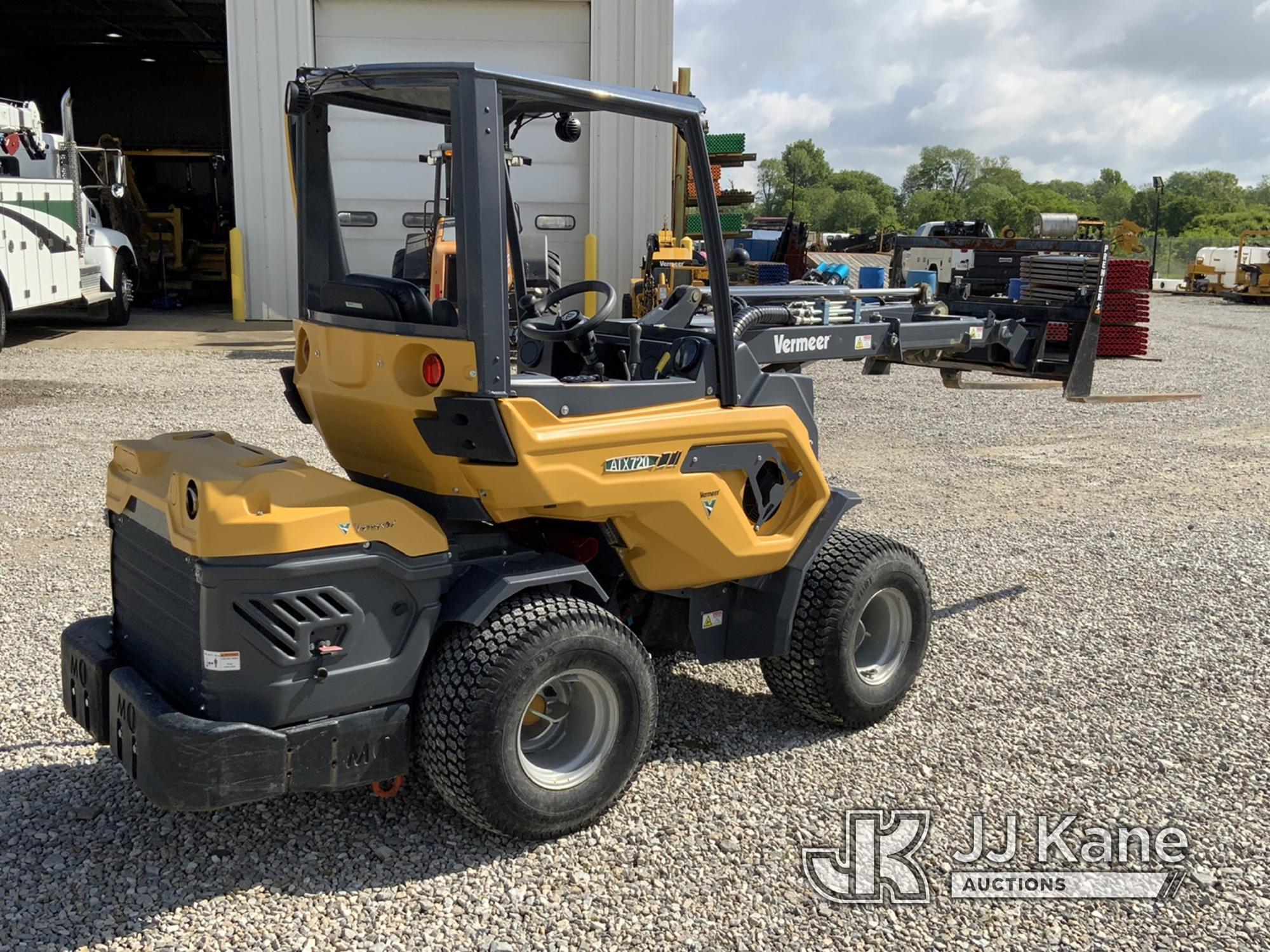 (Newburgh, IN) 2022 Vermeer ATX720 Compact Articulated Loader Runs & Operates) (Wrench Light On