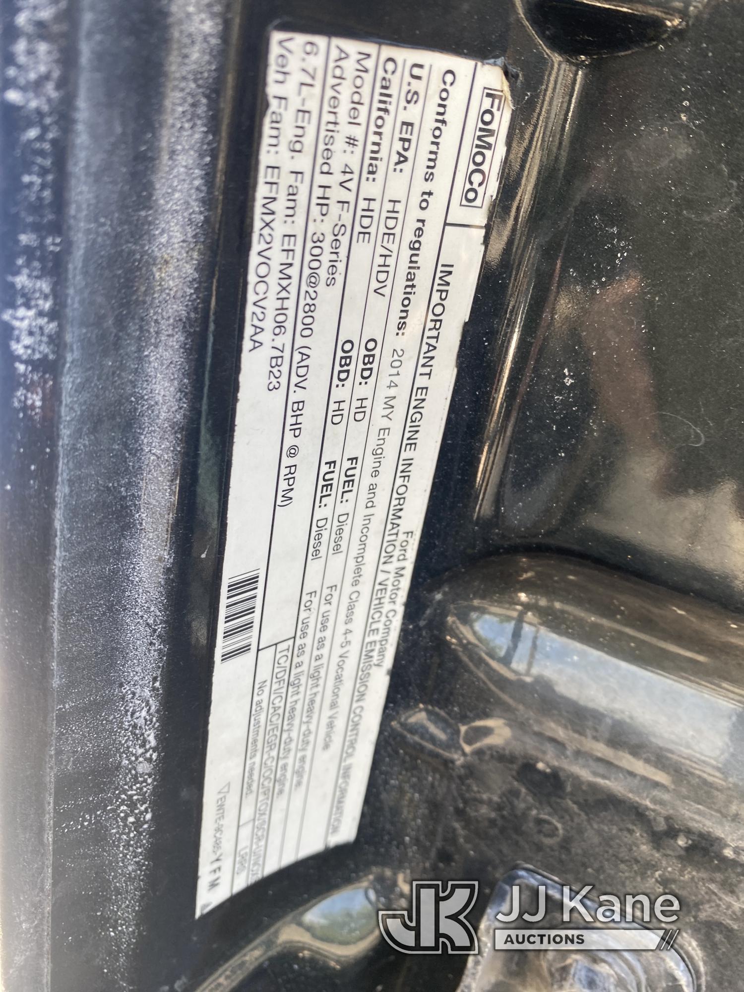 (University Park, IL) 2014 Ford F550 Service Truck Runs & Moves) (Paint Peeling on Hood, Check Engin