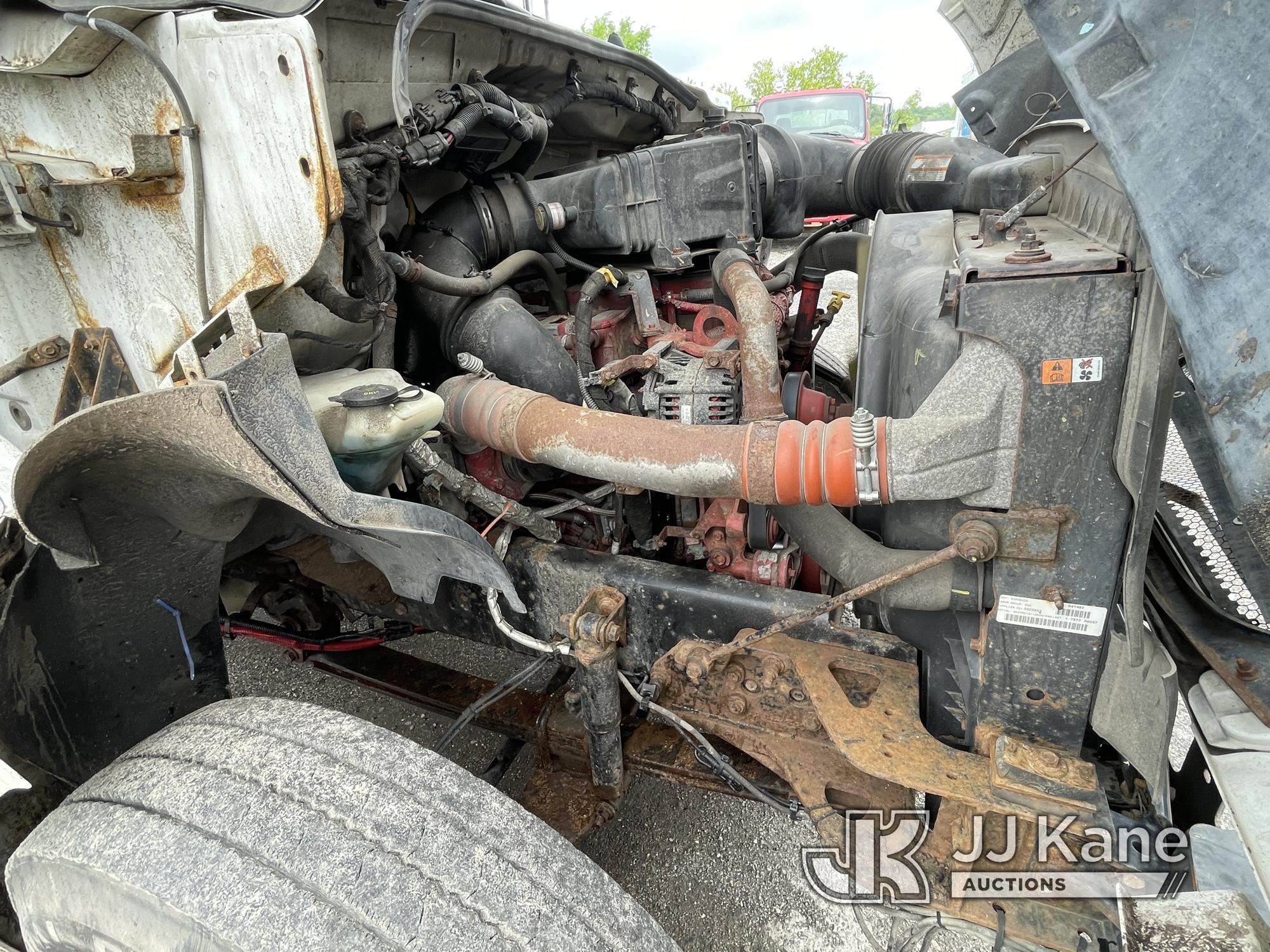 (Plymouth Meeting, PA) Altec LR760E70, Over-Center Elevator Bucket Truck mounted behind cab on 2013