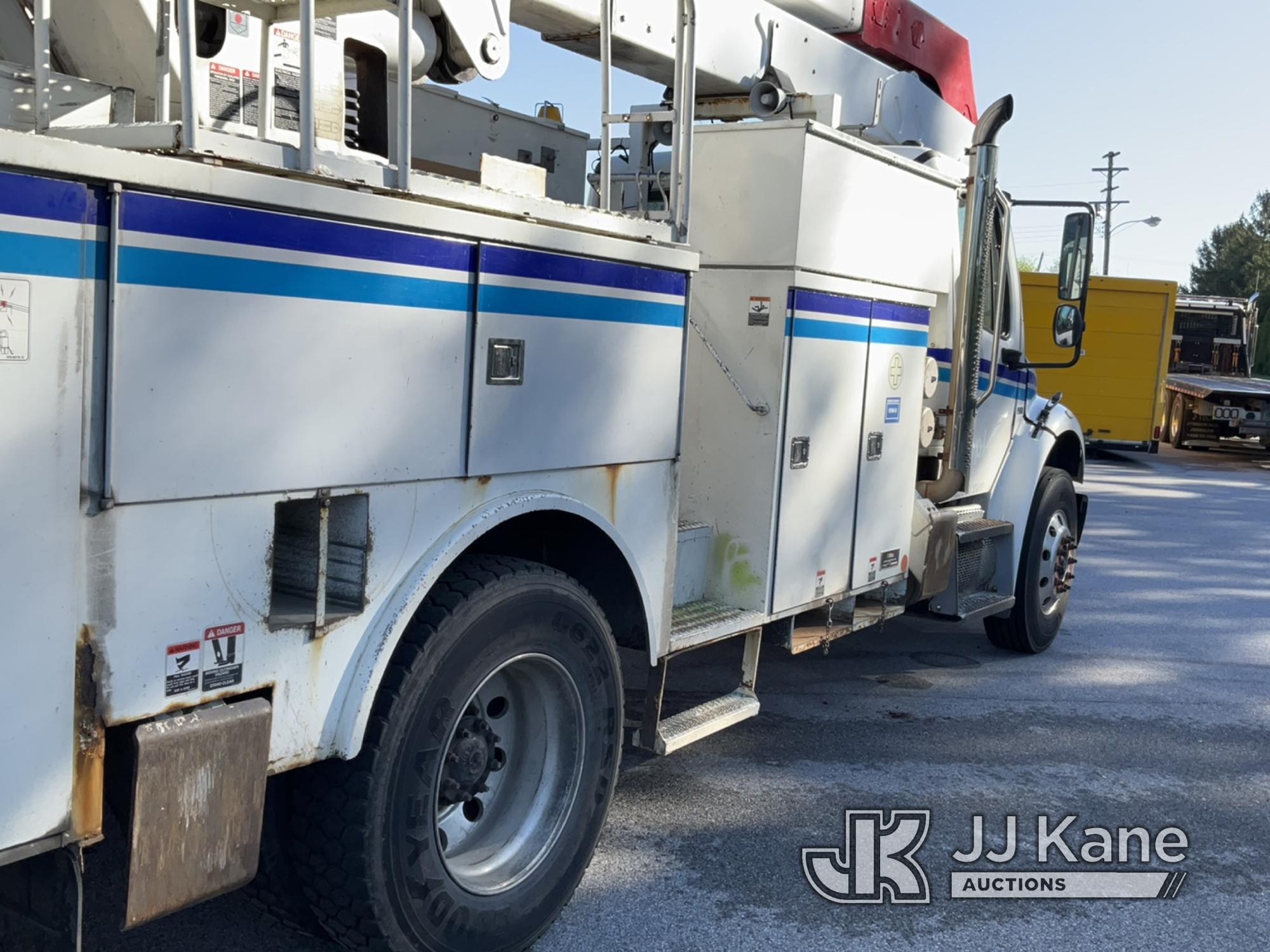 (Chester Springs, PA) Altec A55-OC, Material Handling Bucket Truck mounted on 2008 Freightliner M2 1