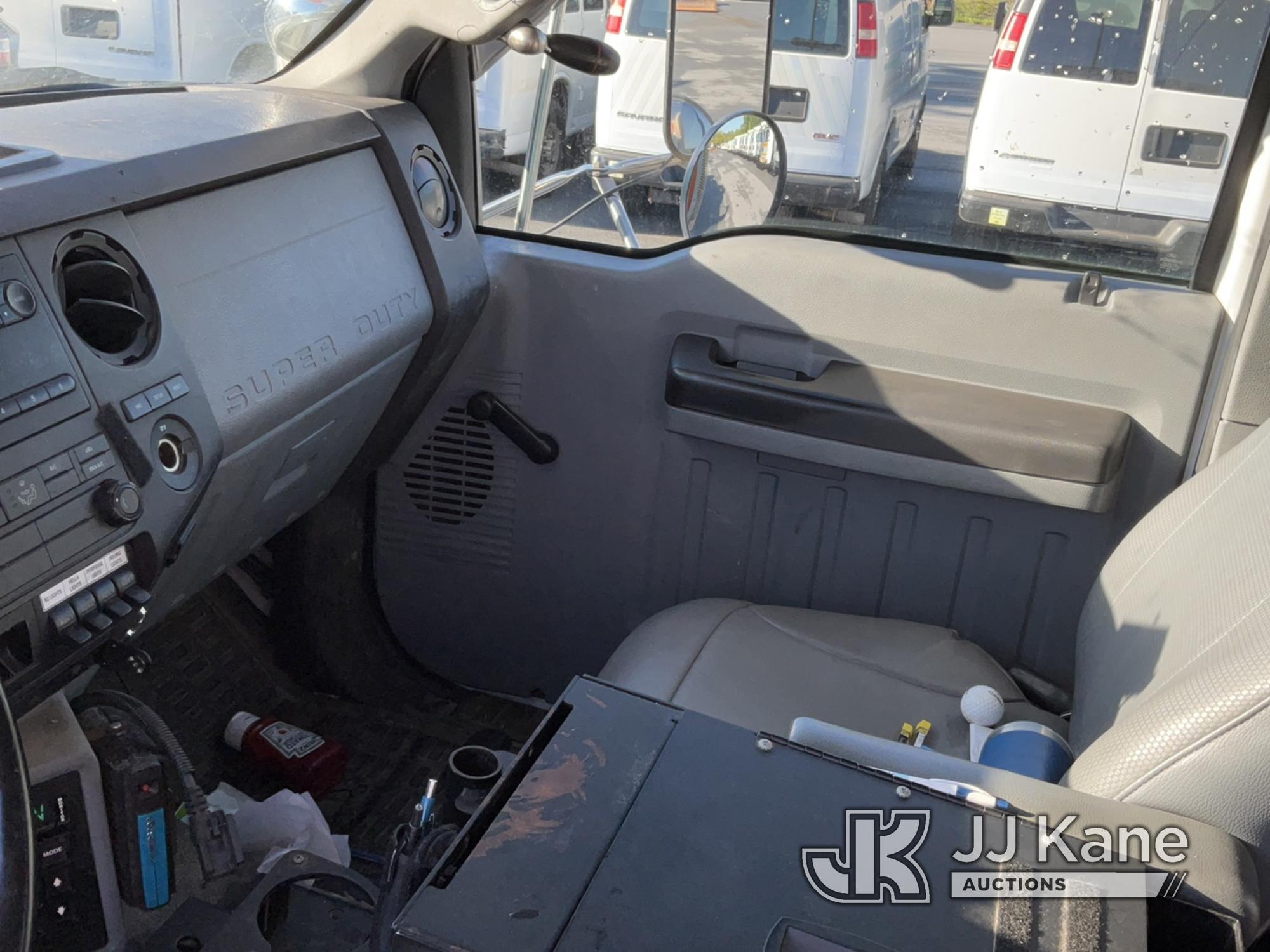 (Chester Springs, PA) Altec L42A, Over-Center Bucket Truck center mounted on 2011 Ford F750 Extended