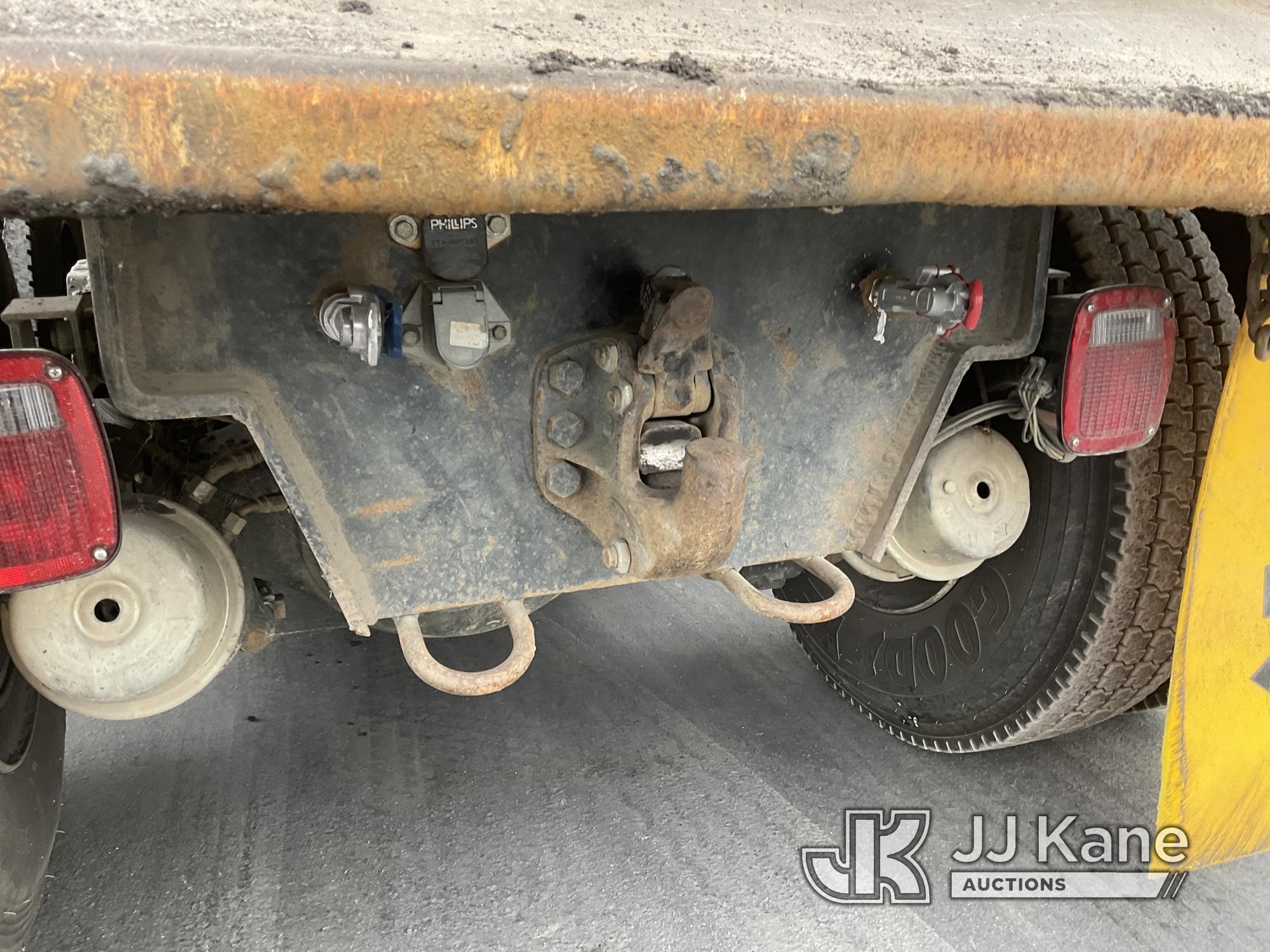 (Jurupa Valley, CA) 2002 Freightliner FLD120 T/A Dump Truck, CAT C15 Diesel Runs & Moves, Coolant Le