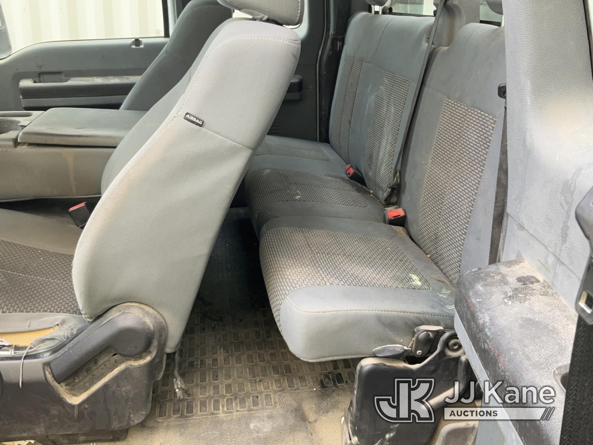 (Jurupa Valley, CA) 2013 Ford F250 4x4 Extended-Cab Service Truck Runs & Moves, Airbag Light On, Int