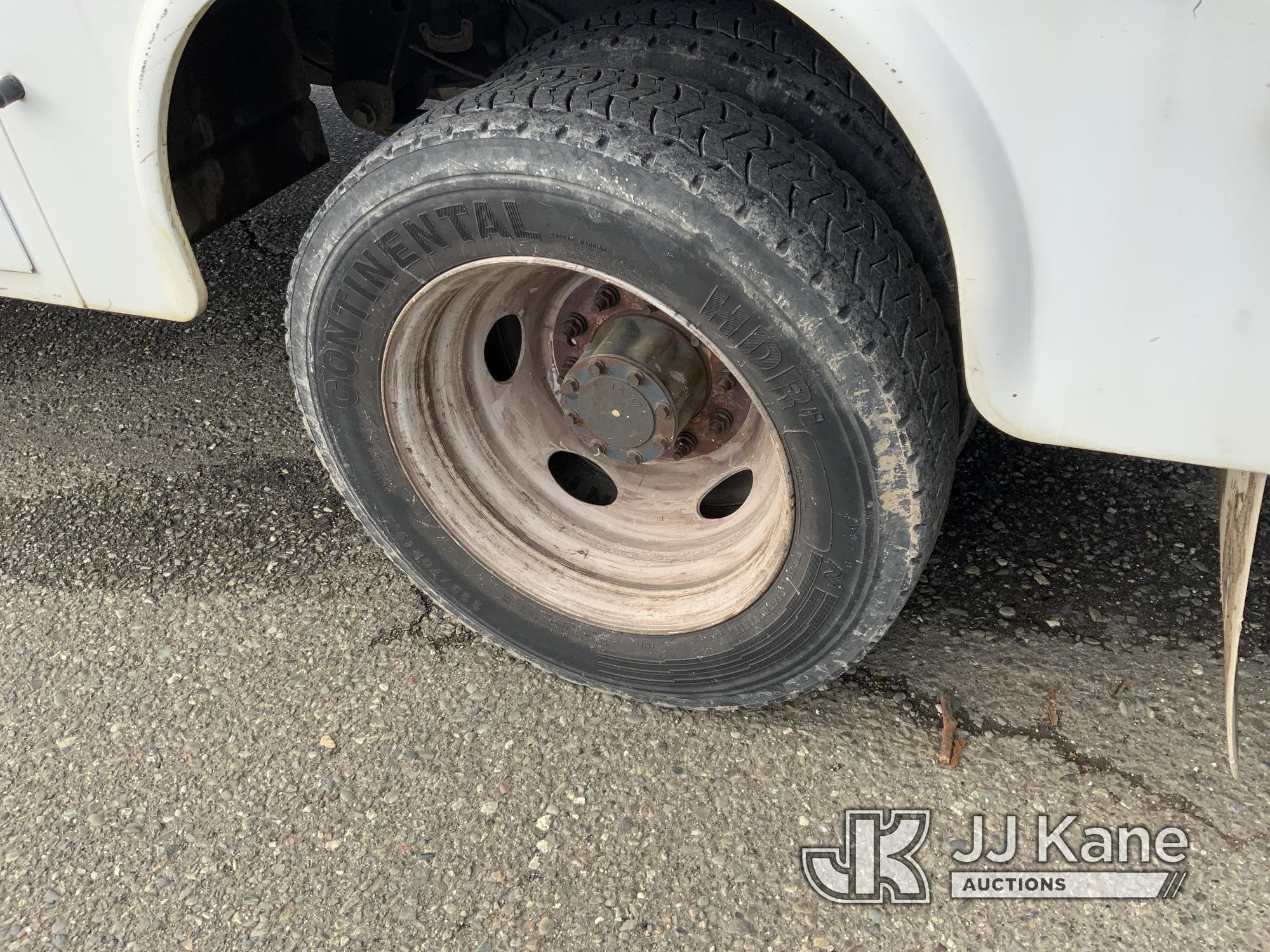 (Jurupa Valley, CA) 2008 Ford F450 Service Truck Runs & Moves, Out of State Buyer Only