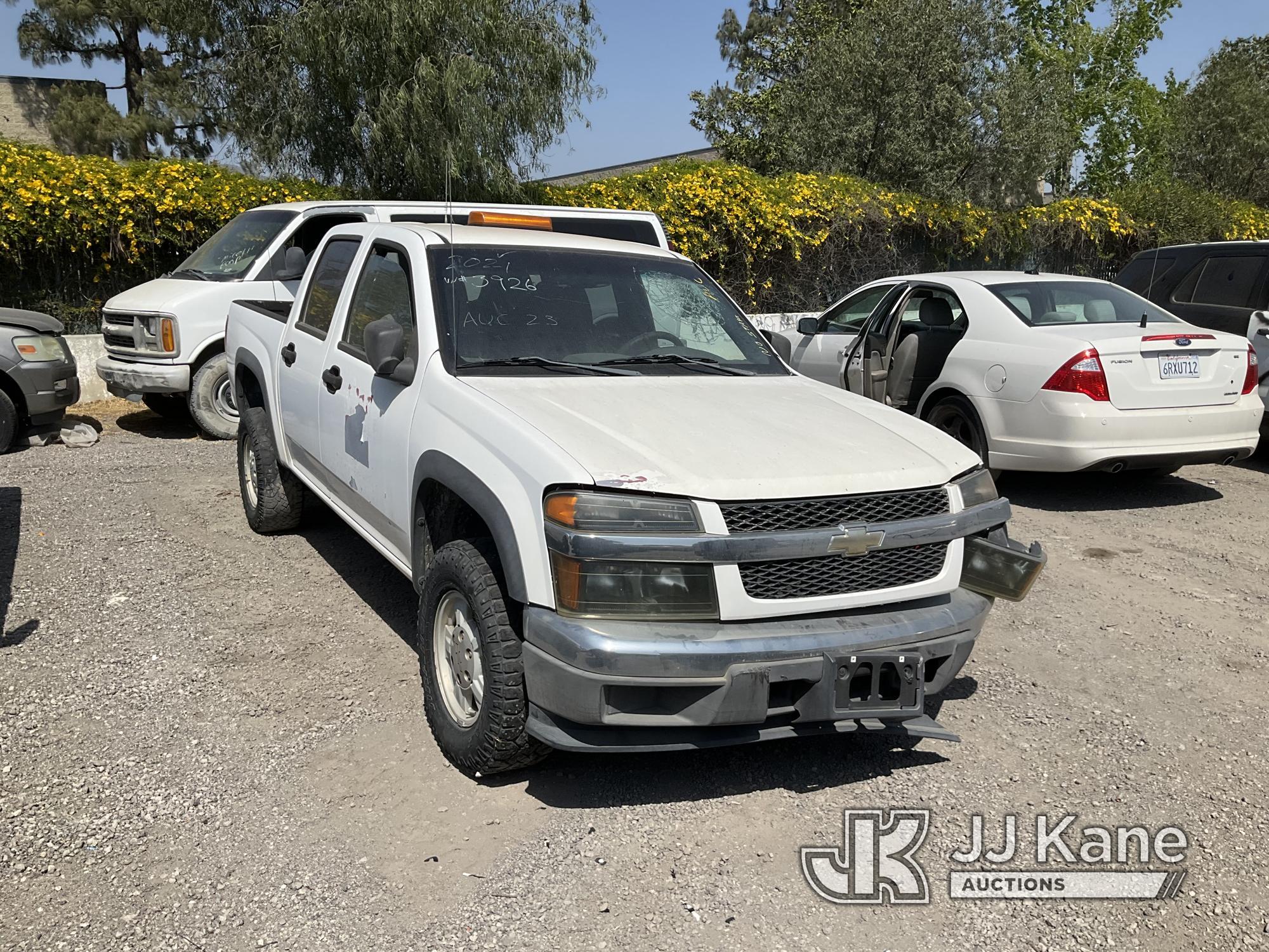 (Jurupa Valley, CA) 2005 Chevrolet Colorado 4x4 Crew-Cab Pickup Truck Not Running, Front End Wrecked