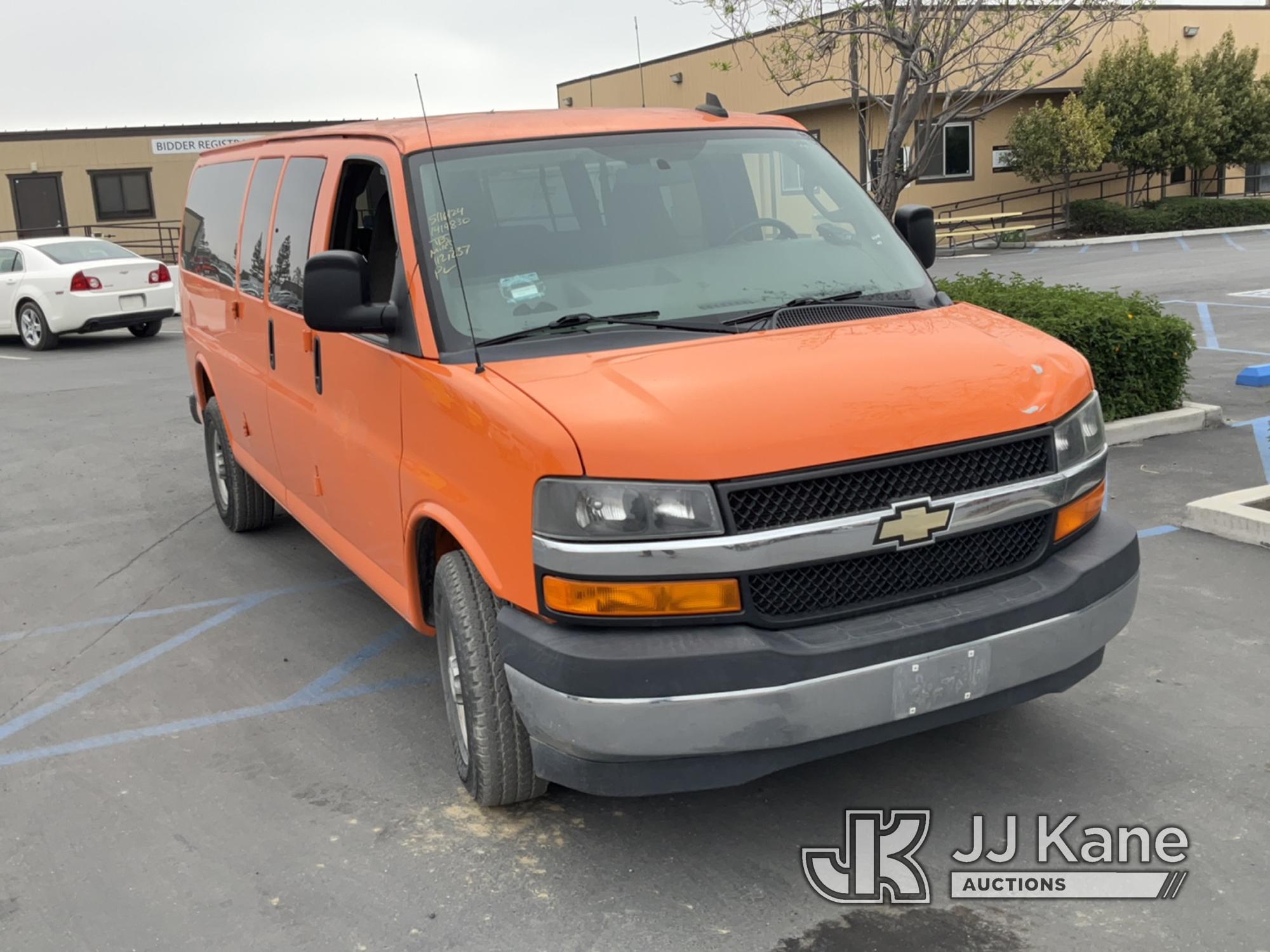 (Jurupa Valley, CA) 2017 Chevrolet Express G3500 Passenger Van Runs & Moves, Paint Damage, Body Dama