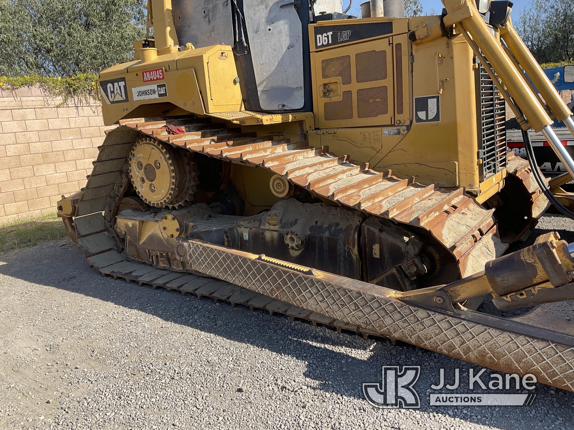 (Jurupa Valley, CA) 2008 Caterpillar D6T DOZER Engine Runs, Transmission Needs Repairs