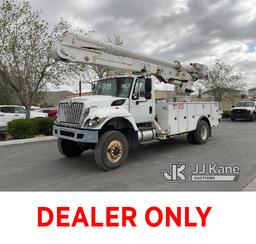 (Jurupa Valley, CA) Altec AA55, Material Handling Bucket , 2016 International 7300 4X4 Utility Truck