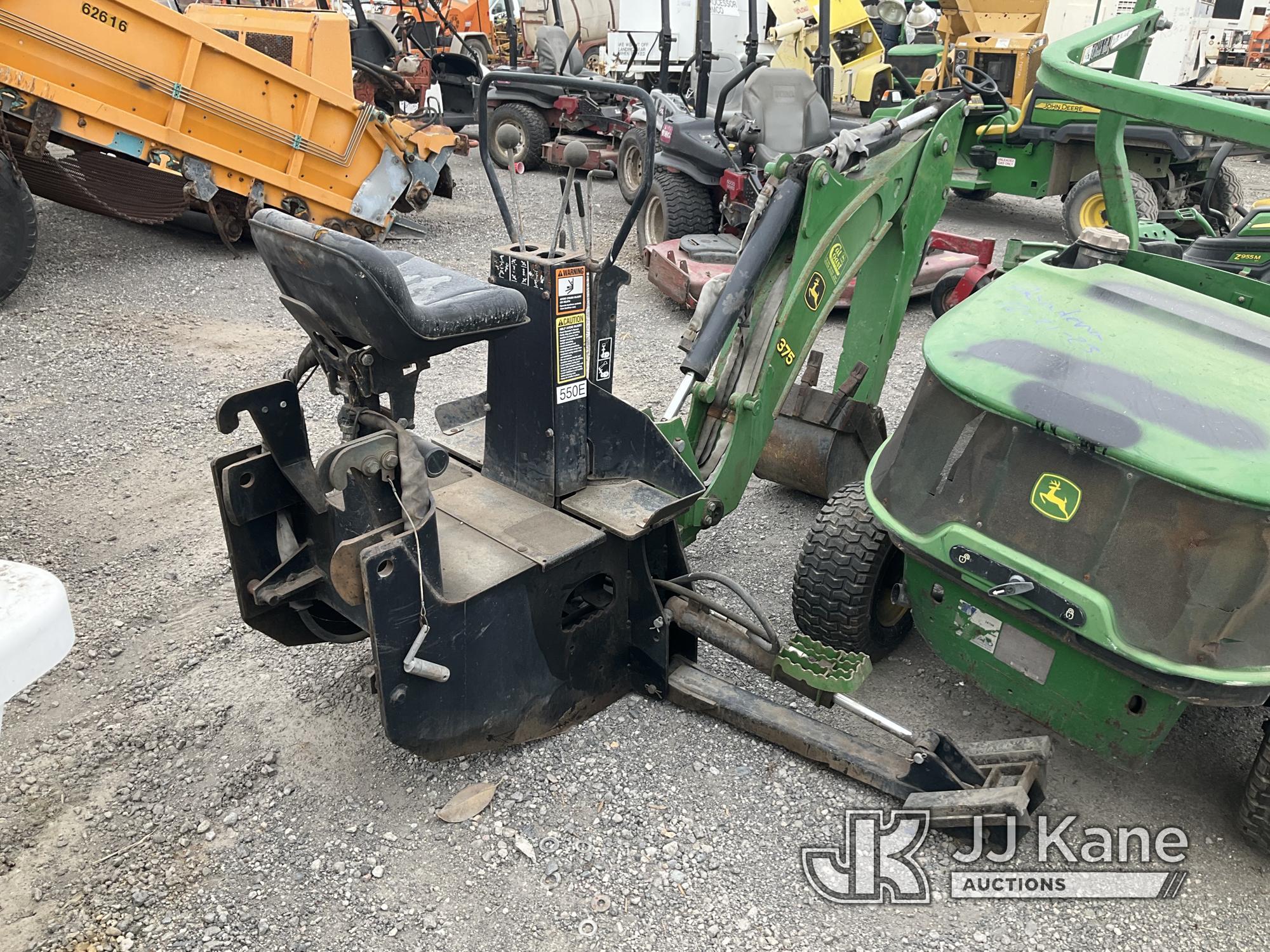 (Jurupa Valley, CA) John Deer Back Hoe Hydraulic Backhoe Attachment Operation Unknown