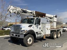 (Jurupa Valley, CA) Altec D3060-TR, Digger Derrick rear mounted on 2013 International 7400 WORKStar