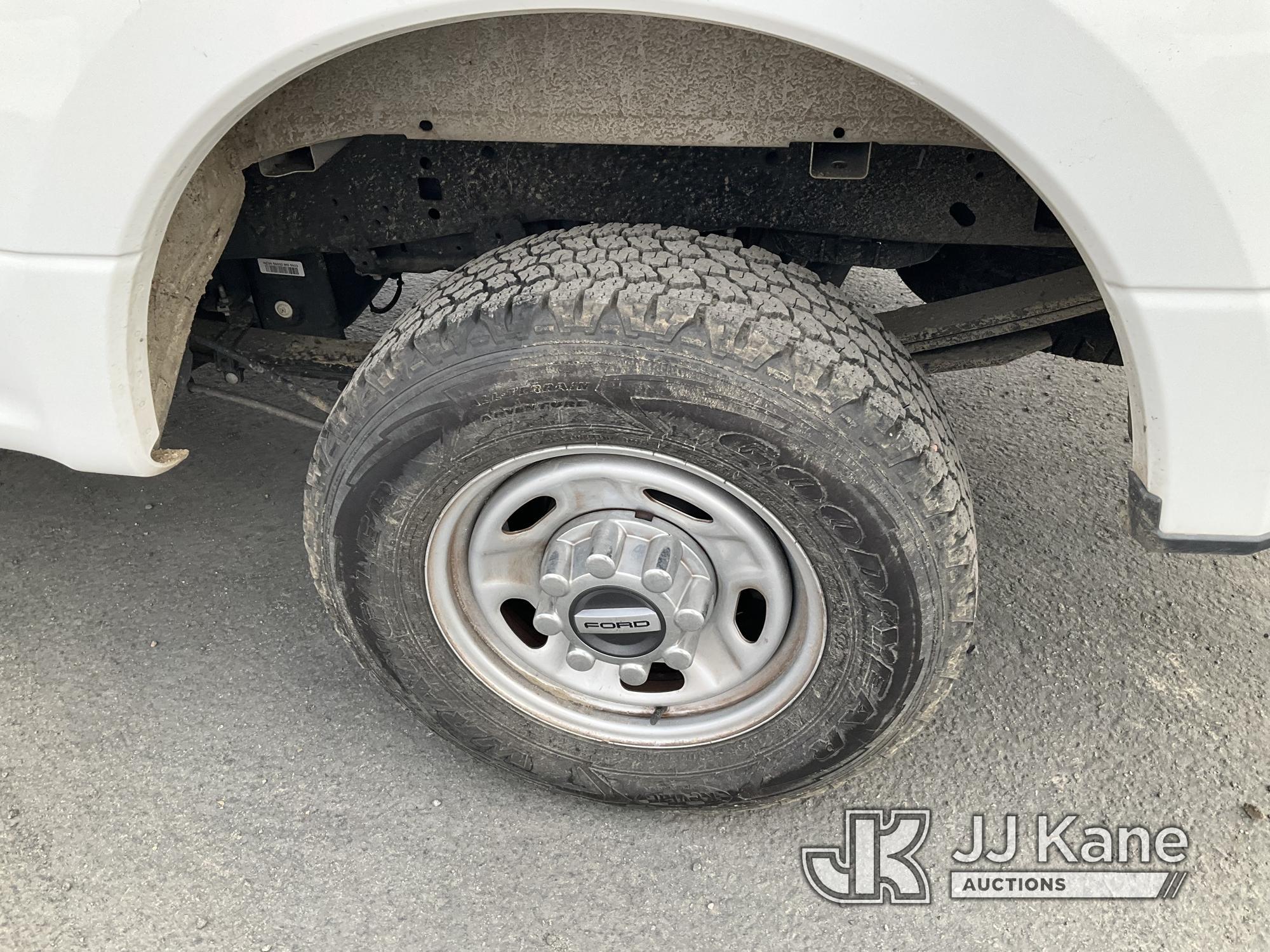 (Jurupa Valley, CA) 2017 Ford F-250 SD Regular Cab Pickup 2-DR Runs & Moves, Interior Is Melted, Fro